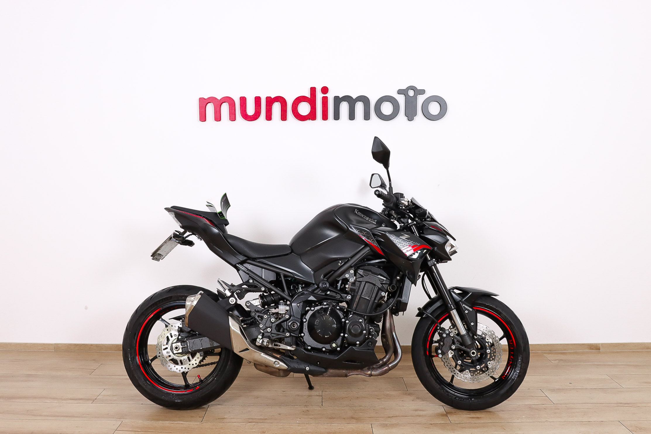 KAWASAKI Z 900KAWASAKI0 KAWASAKI Z 900KAWASAKI0