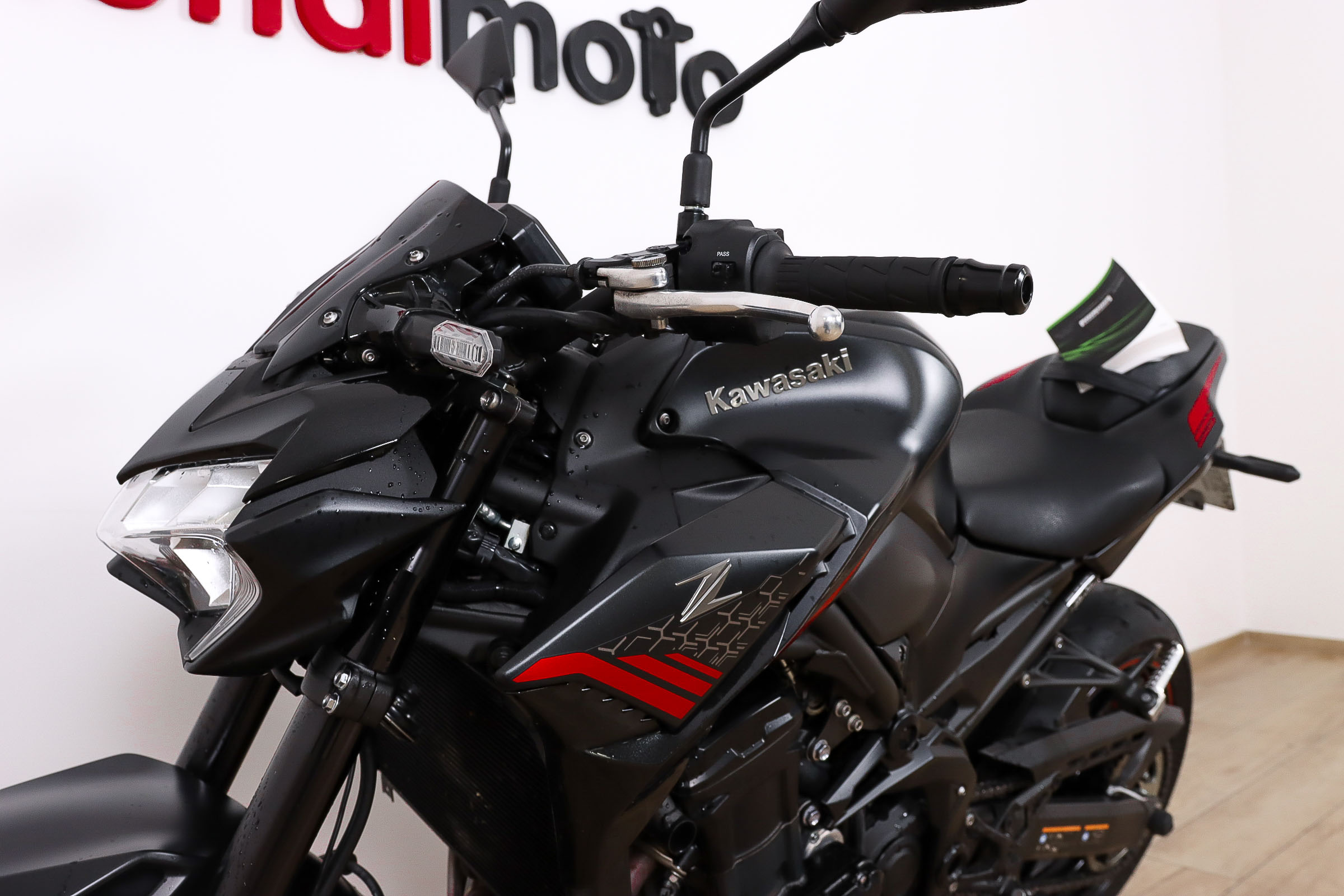 KAWASAKI Z 900KAWASAKI10 KAWASAKI Z 900KAWASAKI10