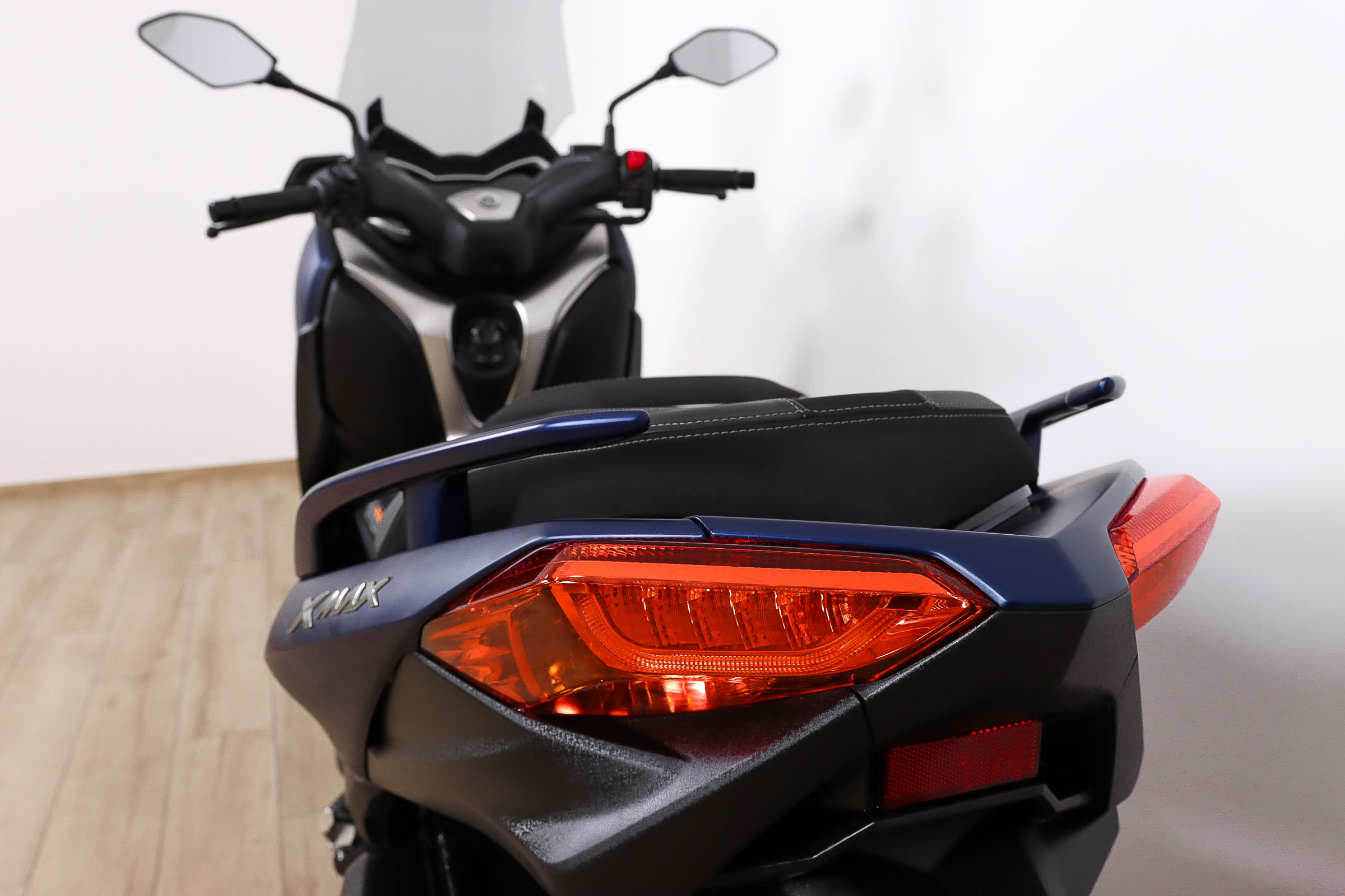 YAMAHA X-MAX 300YAMAHA8 YAMAHA X-MAX 300YAMAHA8