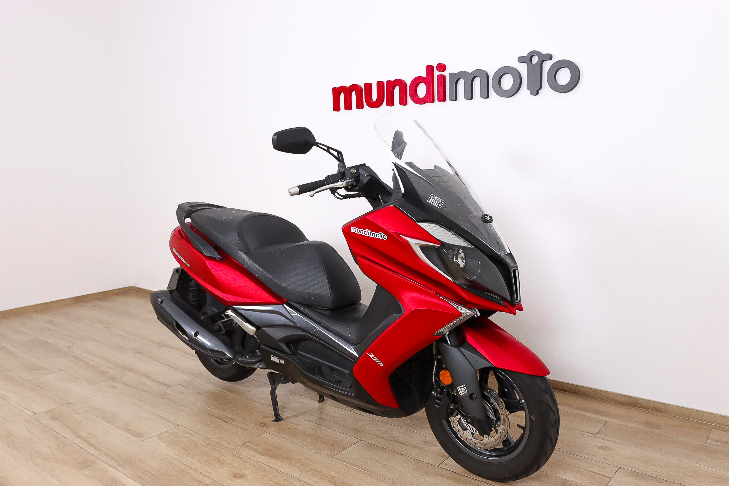 KYMCO Super Dink 350i promoKYMCO2 KYMCO Super Dink 350i promoKYMCO2
