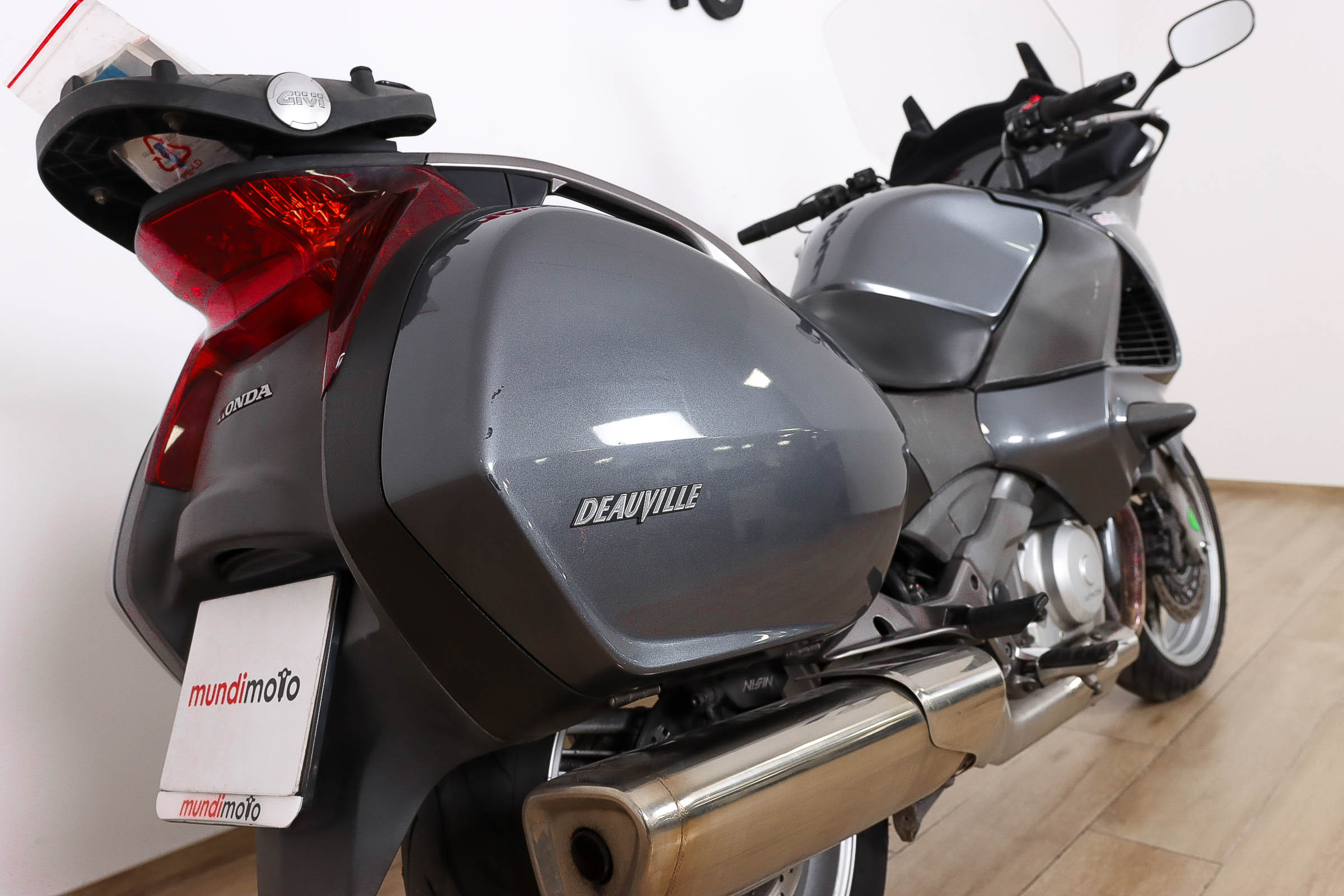 HONDA NT 700 DEAUVILLEHONDA4 HONDA NT 700 DEAUVILLEHONDA4