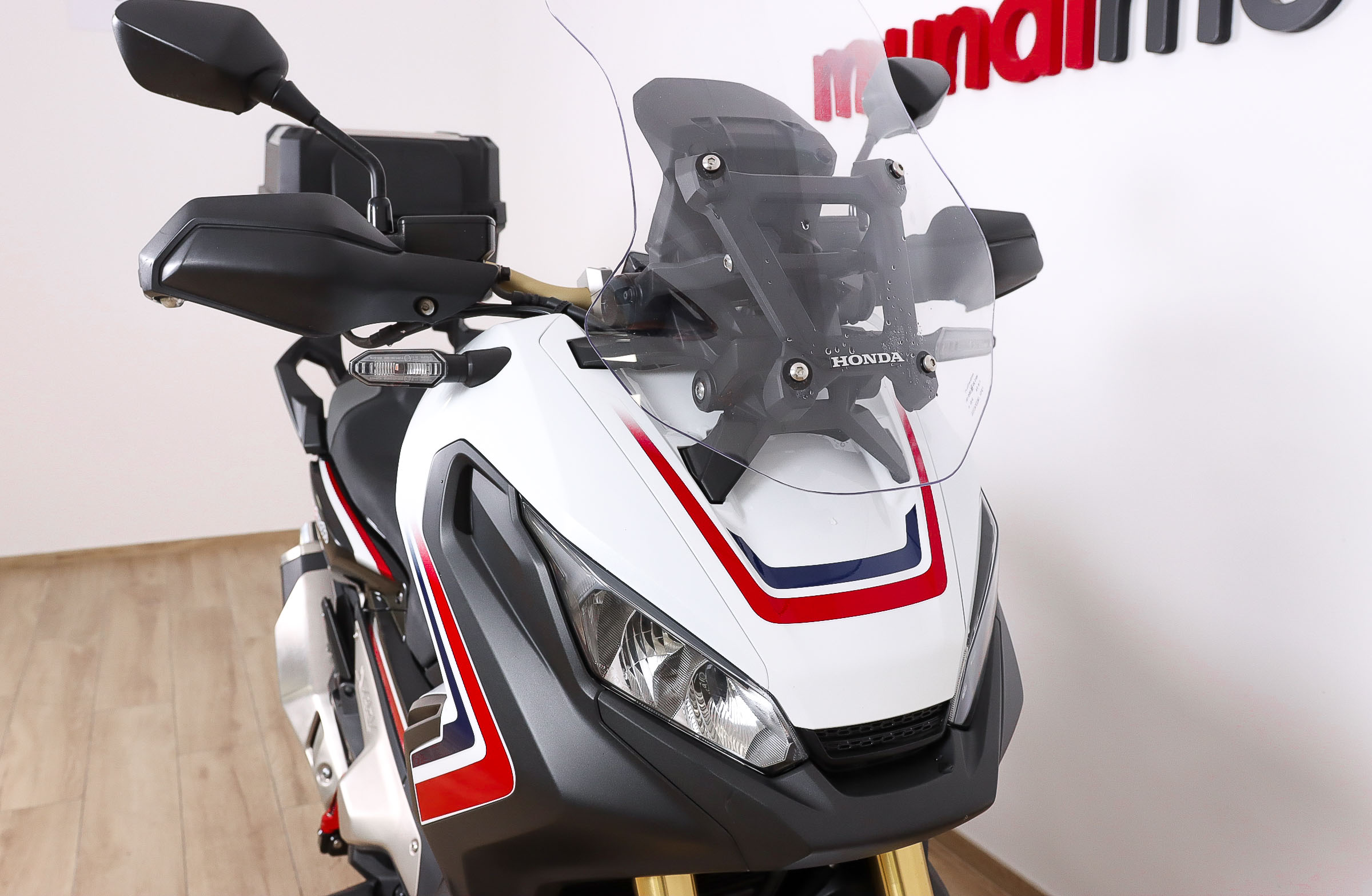 HONDA X-ADVHONDA4 HONDA X-ADVHONDA4