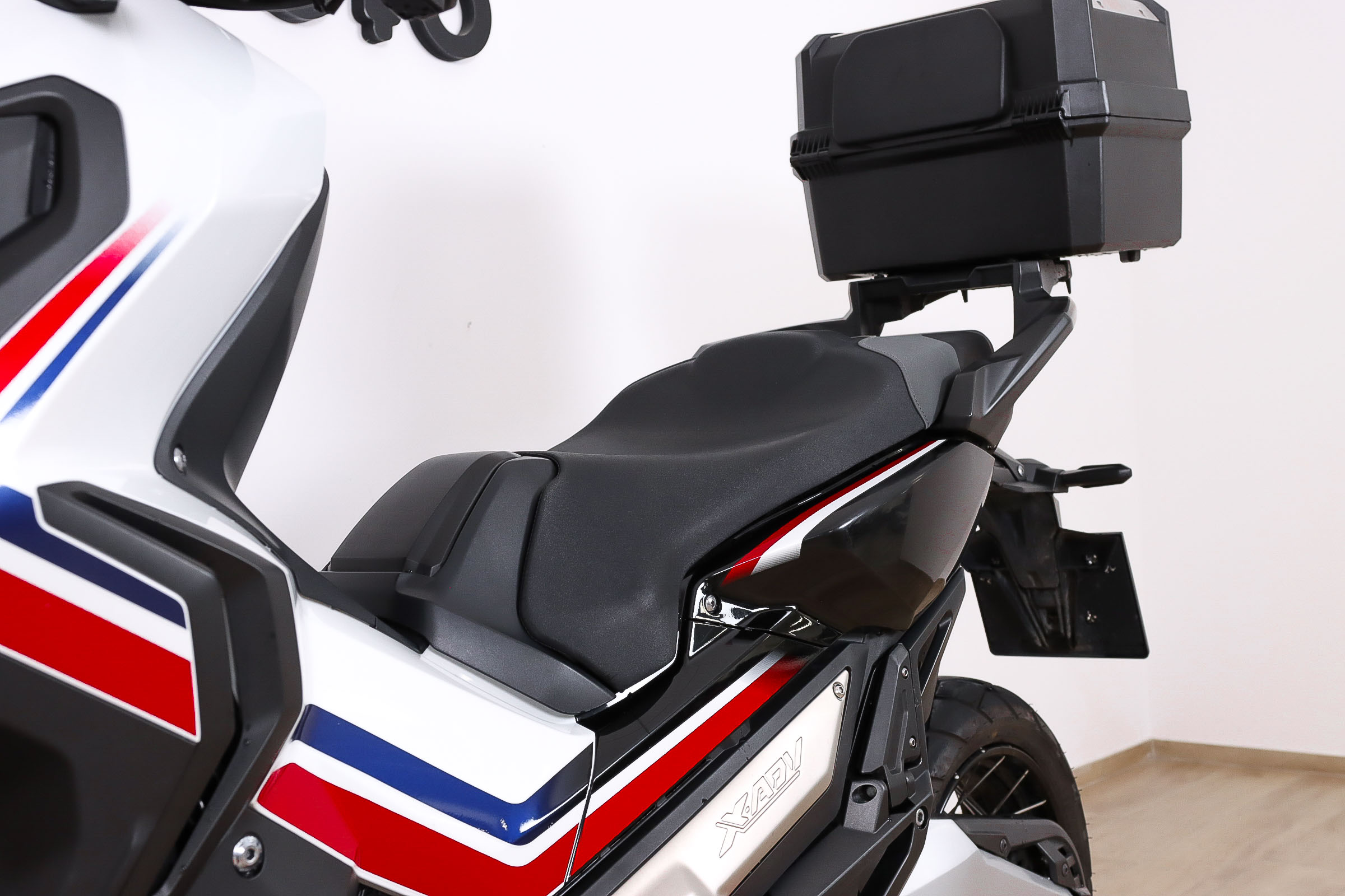 HONDA X-ADVHONDA16 HONDA X-ADVHONDA16