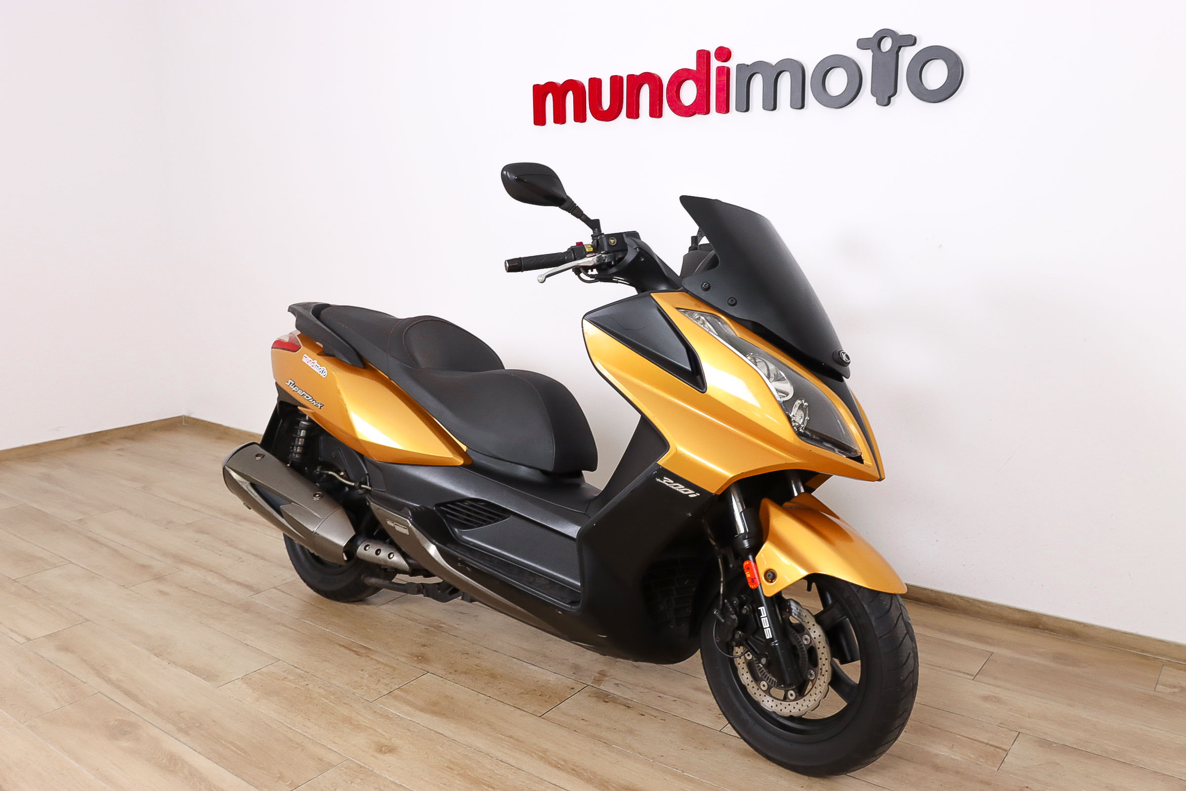 KYMCO Super Dink 300iKYMCO2 KYMCO Super Dink 300iKYMCO2