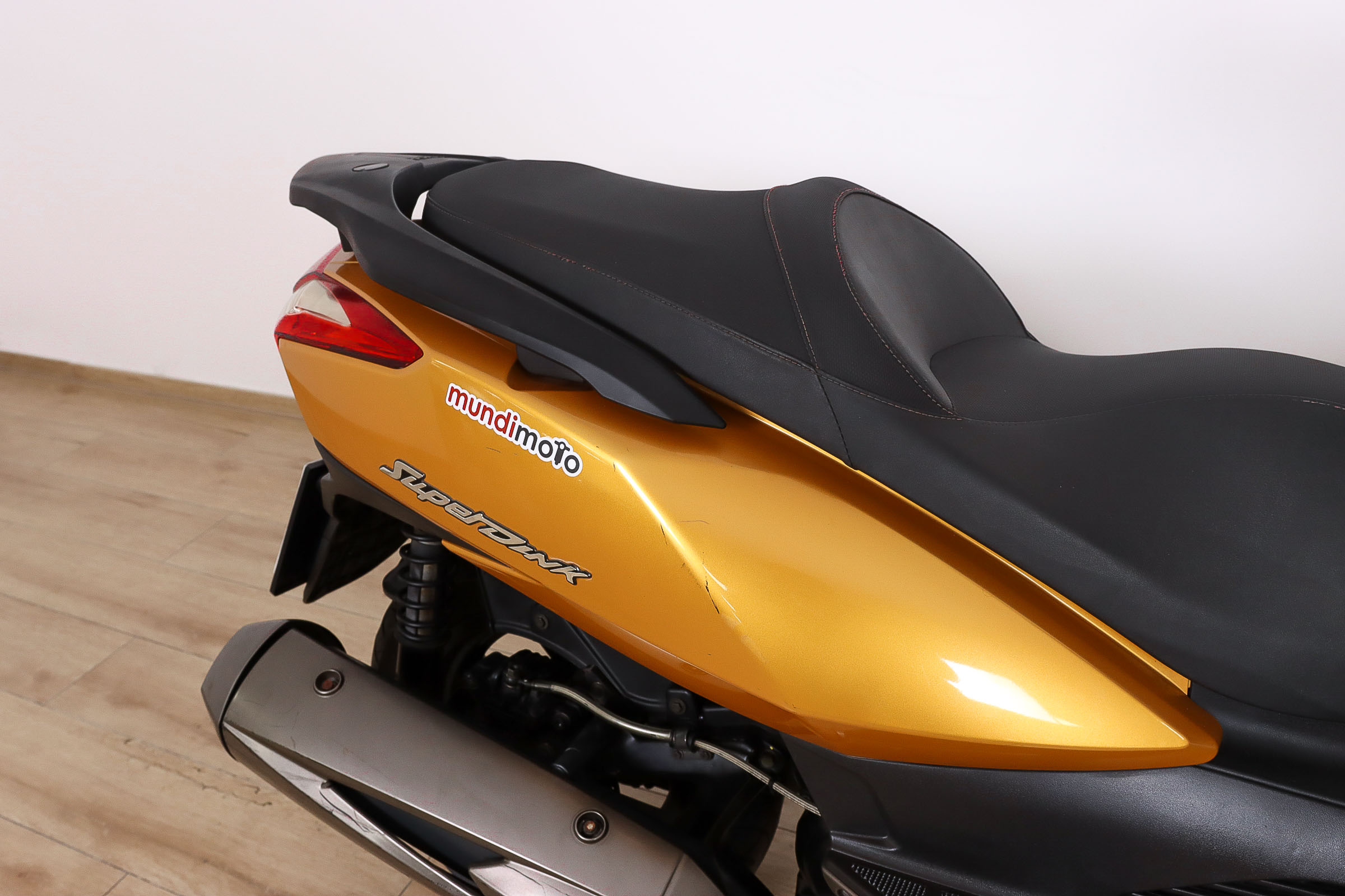 KYMCO Super Dink 300iKYMCO4 KYMCO Super Dink 300iKYMCO4