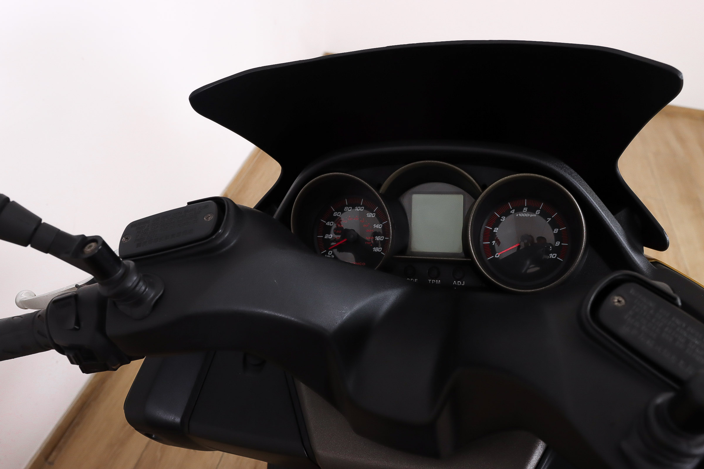 KYMCO Super Dink 300iKYMCO5 KYMCO Super Dink 300iKYMCO5