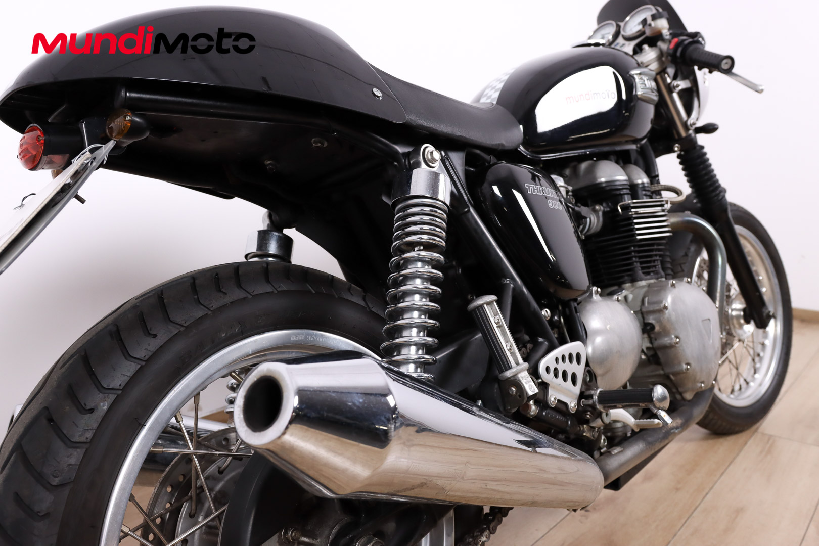 TRIUMPH Thruxton EFITRIUMPH4 TRIUMPH Thruxton EFITRIUMPH4