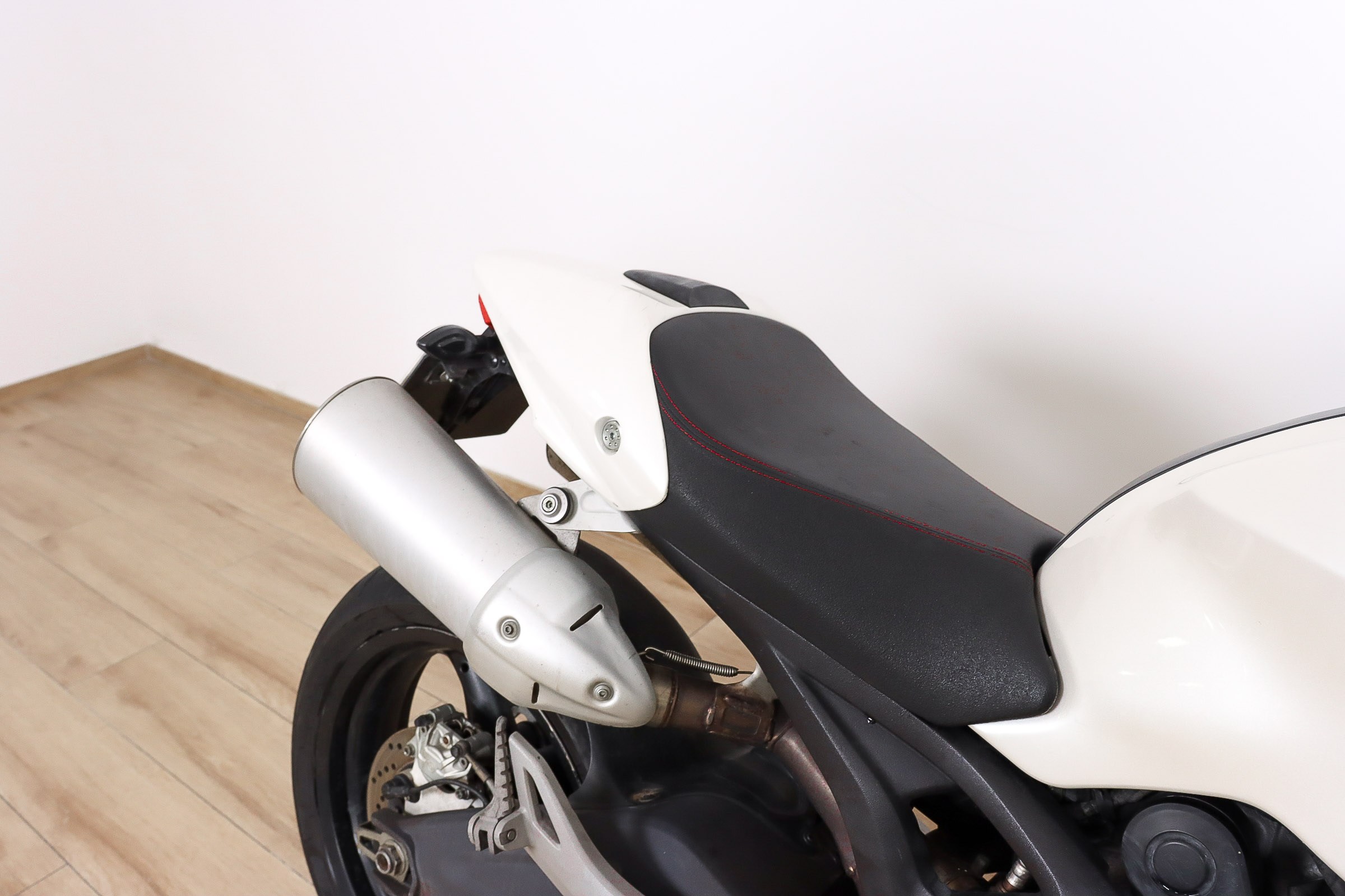 DUCATI MONSTER 696DUCATI4 DUCATI MONSTER 696DUCATI4