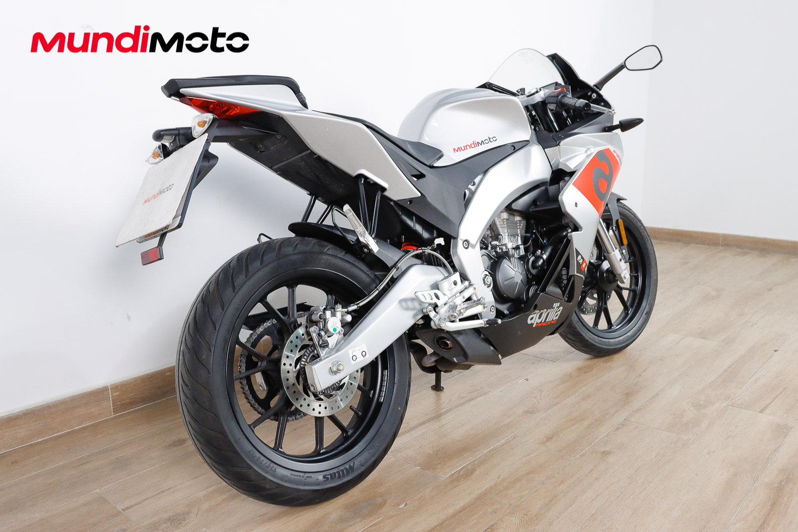 APRILIA RS4 125APRILIA2 APRILIA RS4 125APRILIA2
