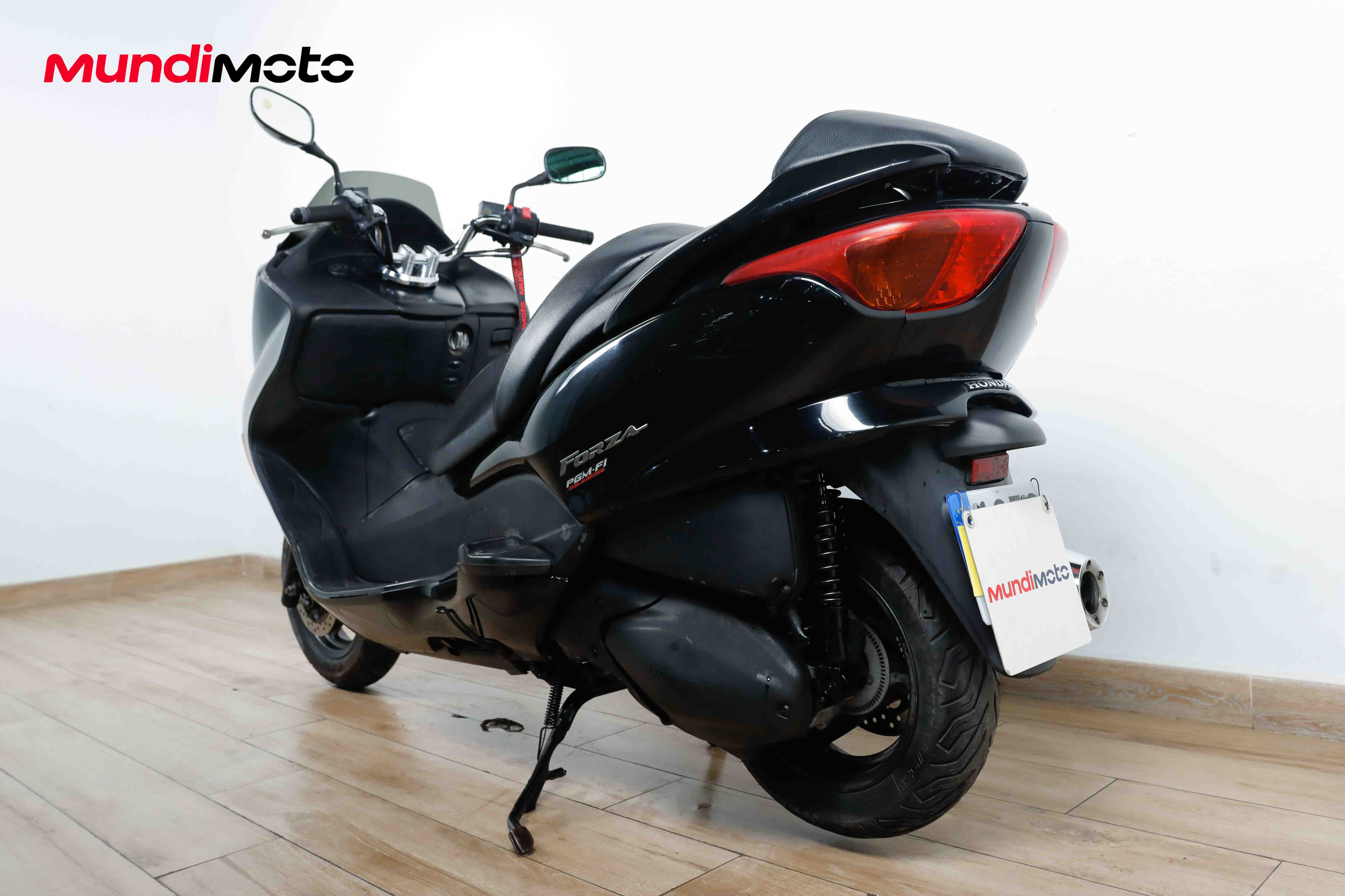 HONDA FORZA 250 EXHONDA8 HONDA FORZA 250 EXHONDA8