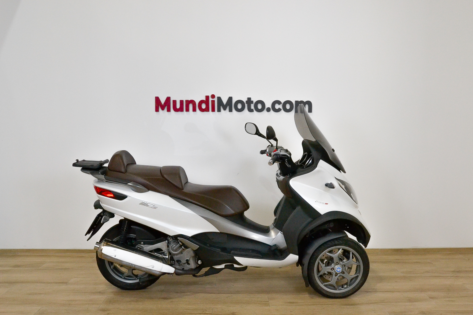PIAGGIO MP3 500 Business promoPIAGGIO0 PIAGGIO MP3 500 Business promoPIAGGIO0