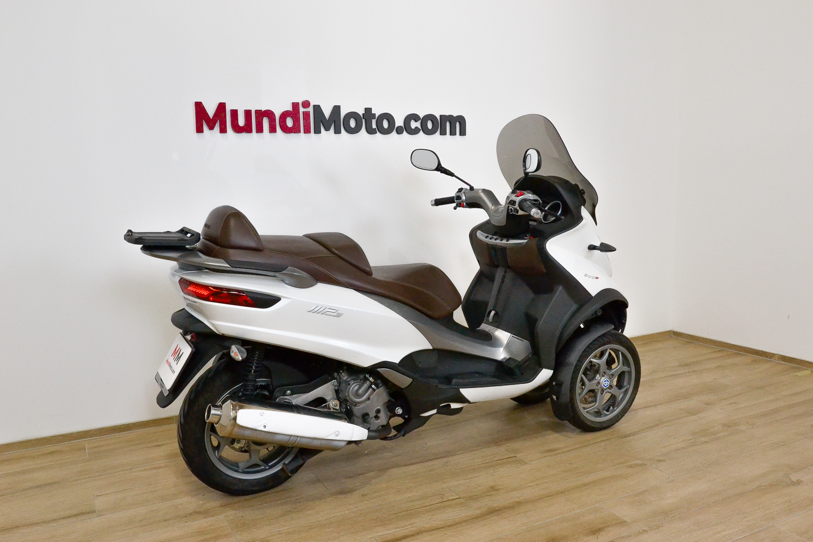 PIAGGIO MP3 500 Business promoPIAGGIO1 PIAGGIO MP3 500 Business promoPIAGGIO1