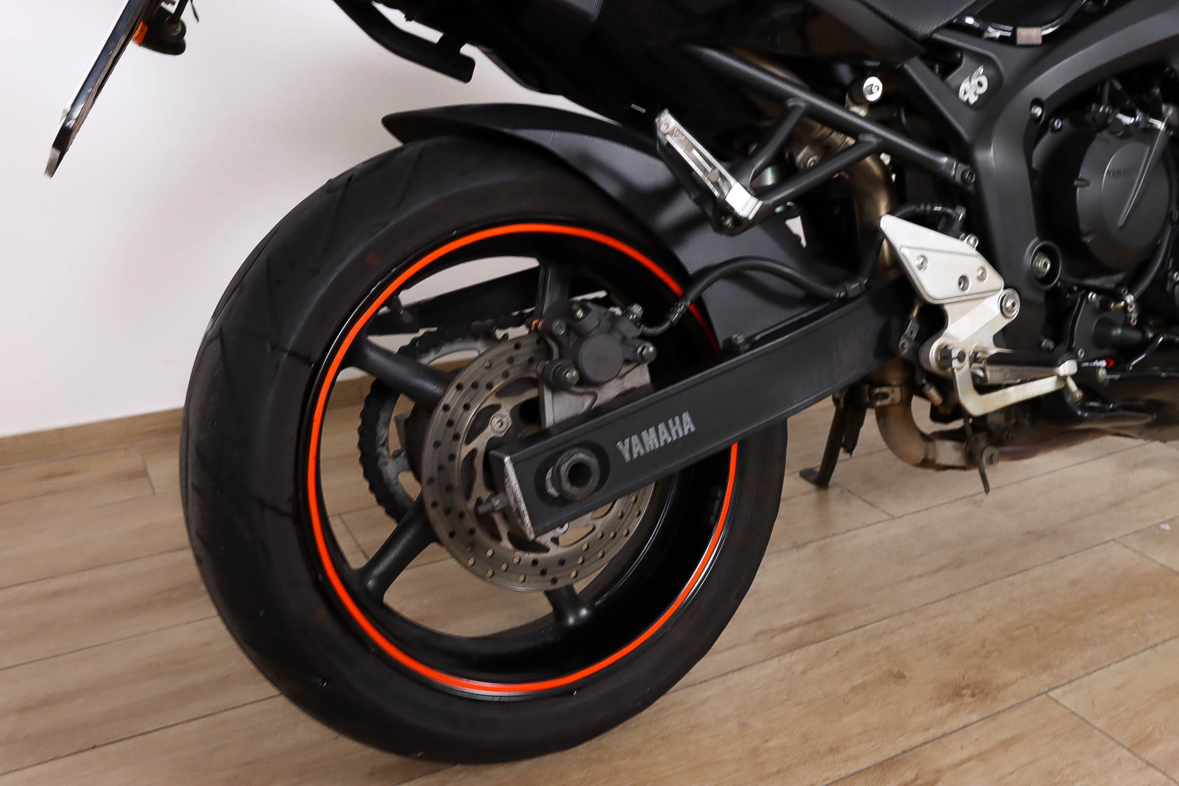 YAMAHA FZ6 NYAMAHA5 YAMAHA FZ6 NYAMAHA5