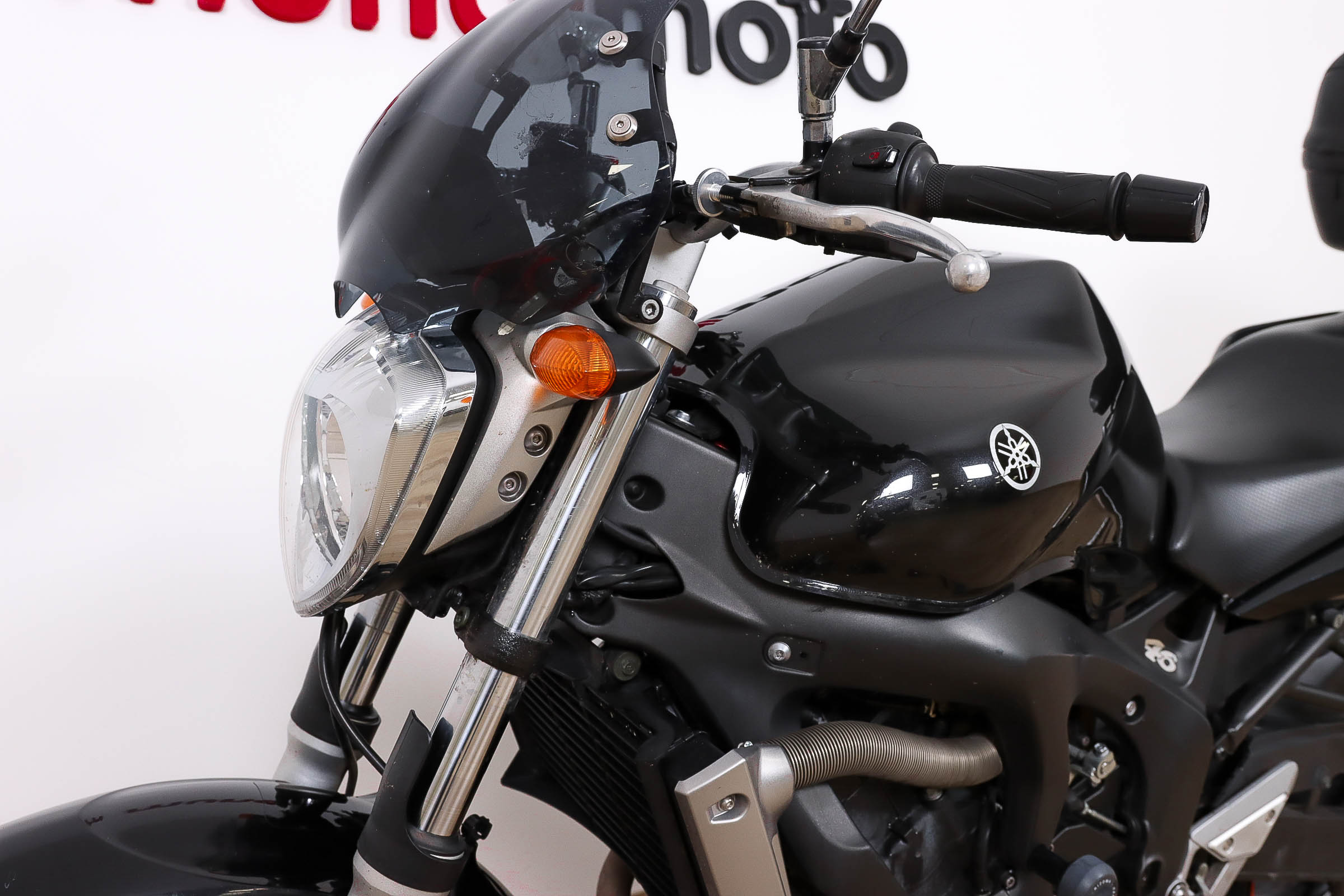 YAMAHA FZ6 NYAMAHA11 YAMAHA FZ6 NYAMAHA11