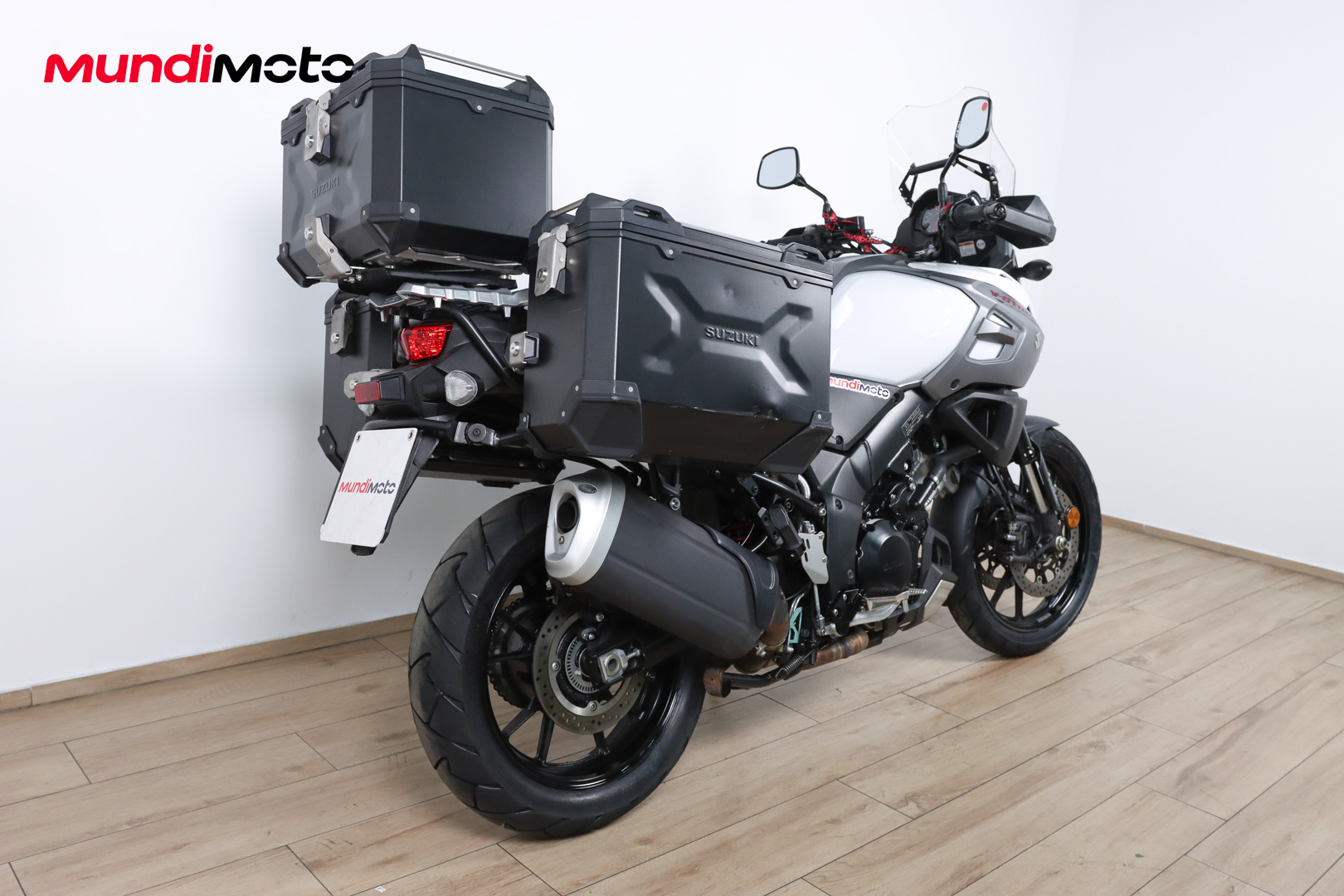 SUZUKI V-Strom 1000 ABS promoSUZUKI2 SUZUKI V-Strom 1000 ABS promoSUZUKI2