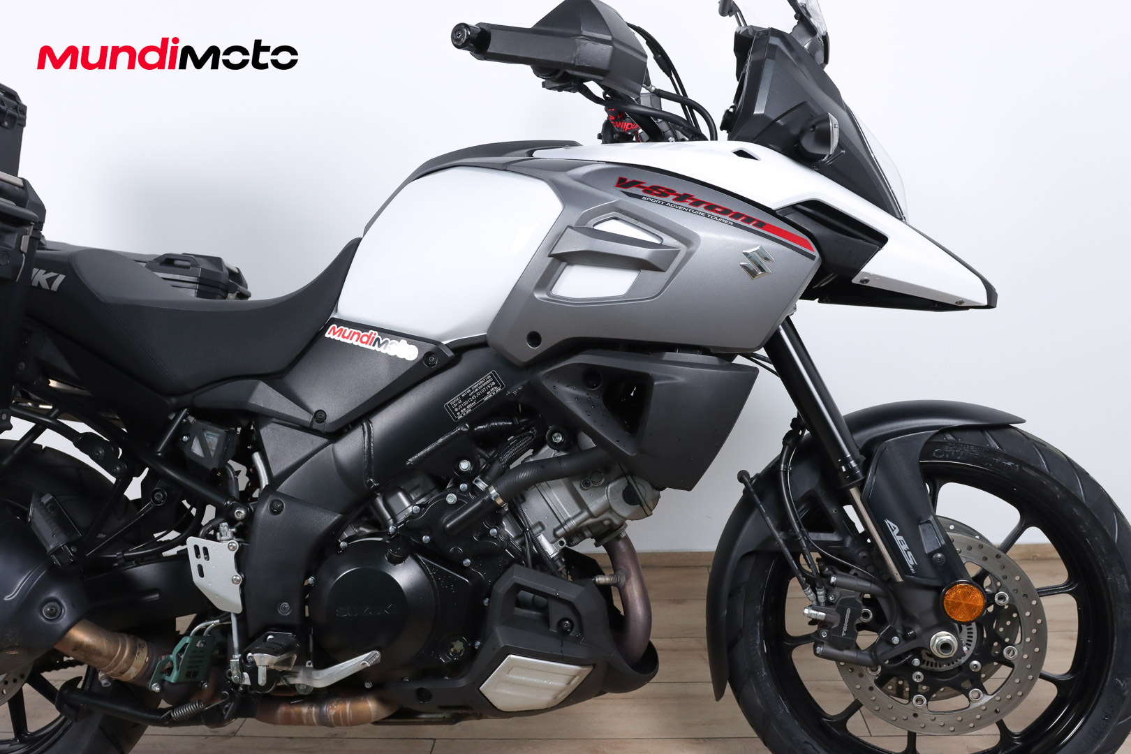 SUZUKI V-Strom 1000 ABS promoSUZUKI4 SUZUKI V-Strom 1000 ABS promoSUZUKI4