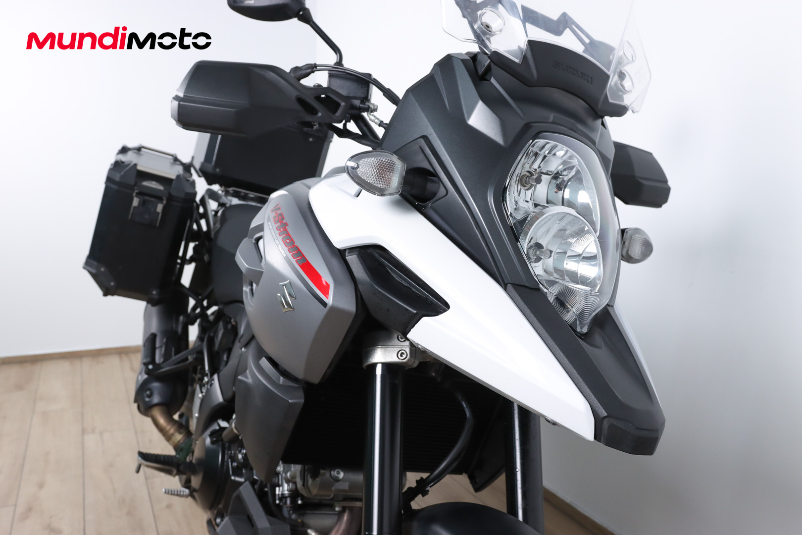 SUZUKI V-Strom 1000 ABS promoSUZUKI6 SUZUKI V-Strom 1000 ABS promoSUZUKI6