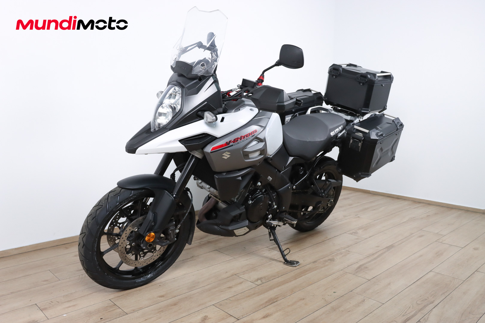 SUZUKI V-Strom 1000 ABS promoSUZUKI9 SUZUKI V-Strom 1000 ABS promoSUZUKI9