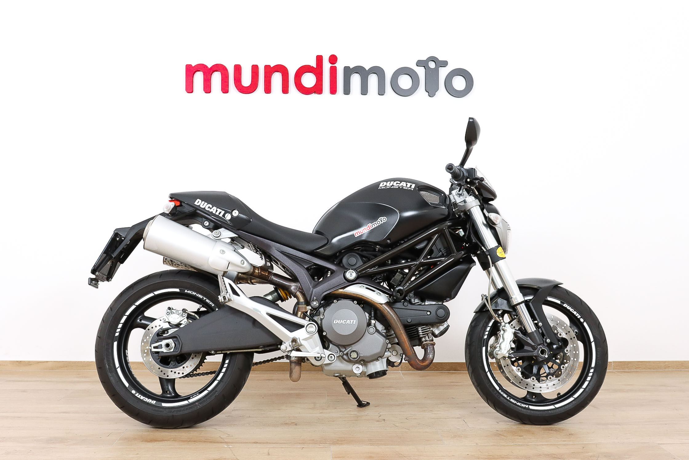 DUCATI MONSTER 696+ promoDUCATI1 DUCATI MONSTER 696+ promoDUCATI1