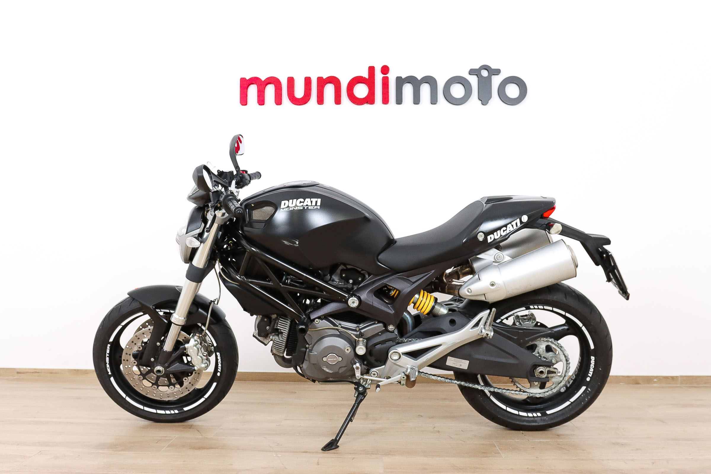 DUCATI MONSTER 696+ promoDUCATI4 DUCATI MONSTER 696+ promoDUCATI4