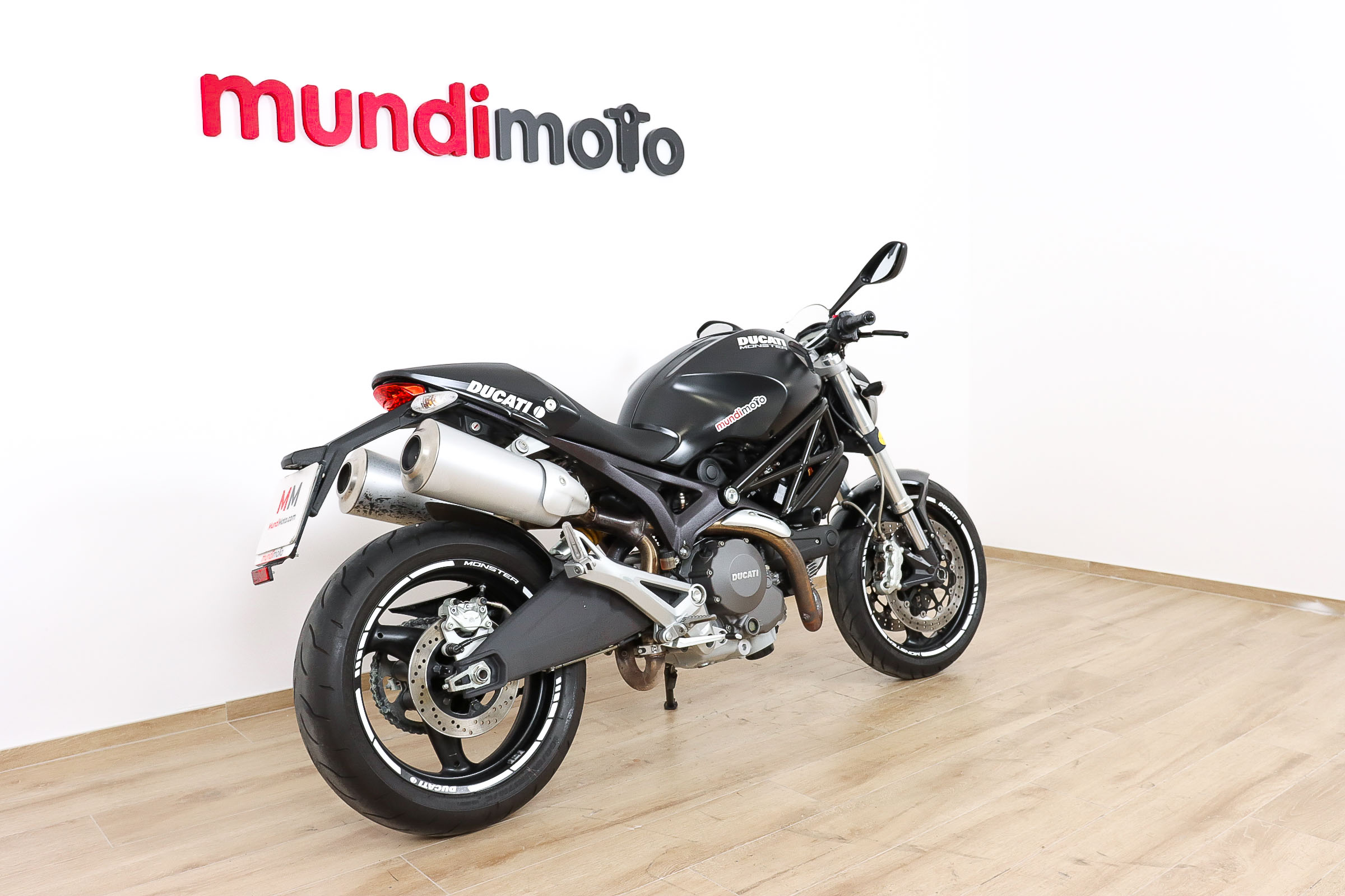 DUCATI MONSTER 696+ promoDUCATI7 DUCATI MONSTER 696+ promoDUCATI7