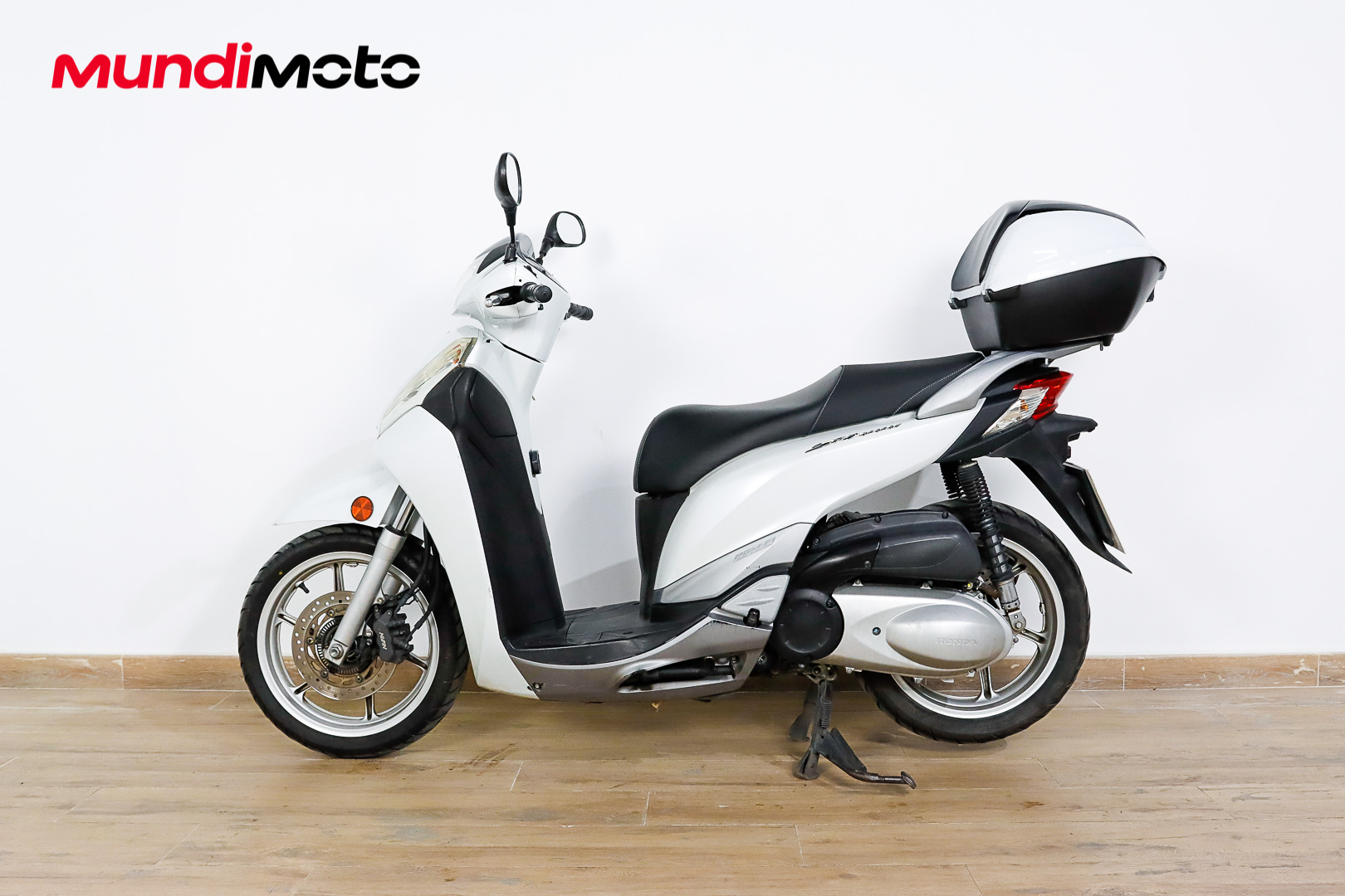 HONDA SCOOPY SH300i ABS Top BoxHONDA5 HONDA SCOOPY SH300i ABS Top BoxHONDA5