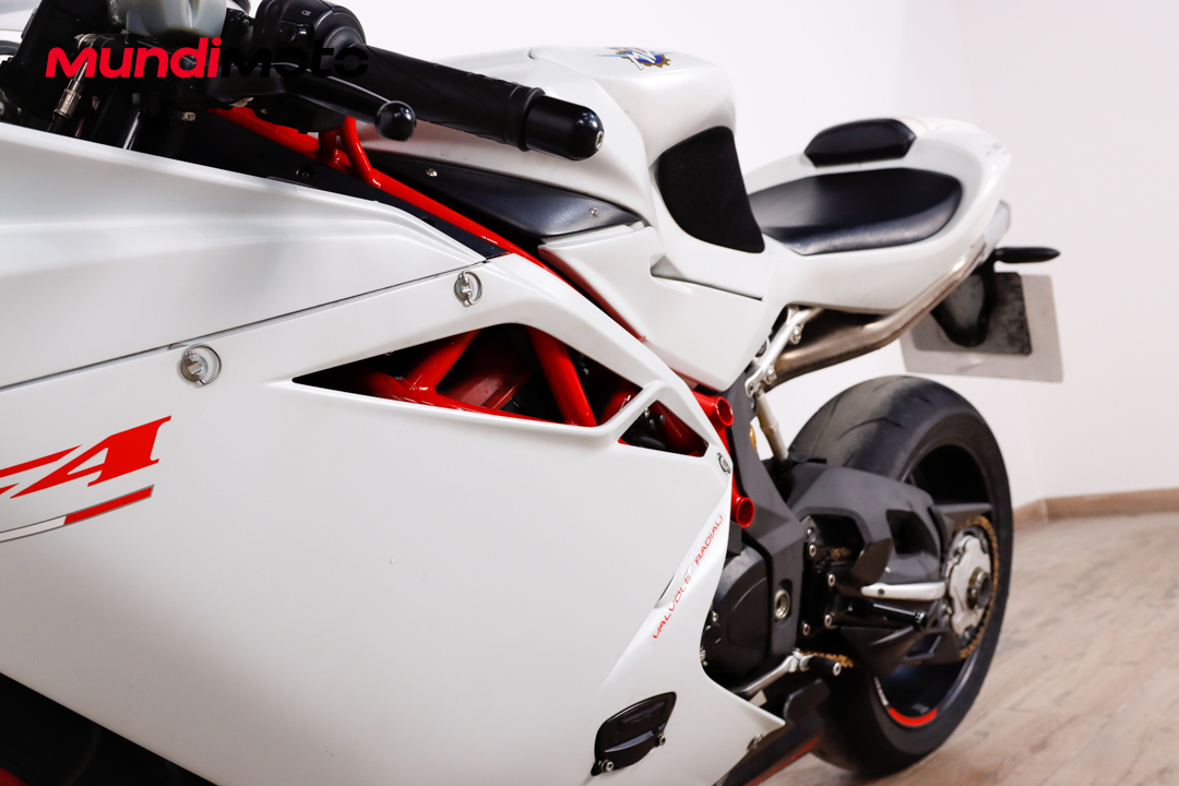 MV AGUSTA F4 1000 RMV AGUSTA8 MV AGUSTA F4 1000 RMV AGUSTA8