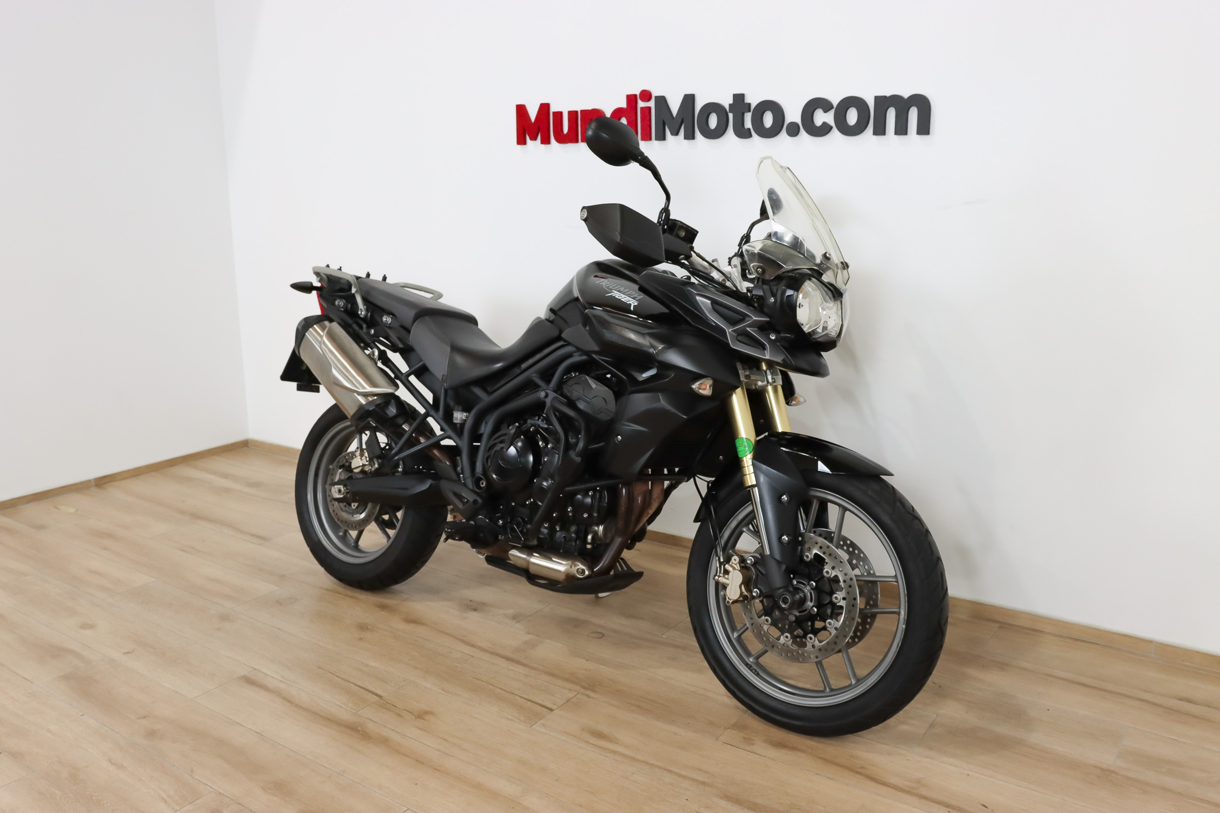 TRIUMPH TIGER 800TRIUMPH1 TRIUMPH TIGER 800TRIUMPH1