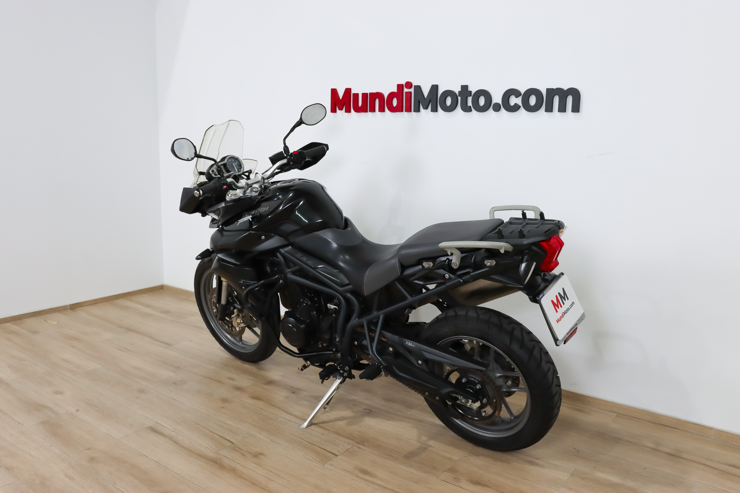 TRIUMPH TIGER 800TRIUMPH7 TRIUMPH TIGER 800TRIUMPH7