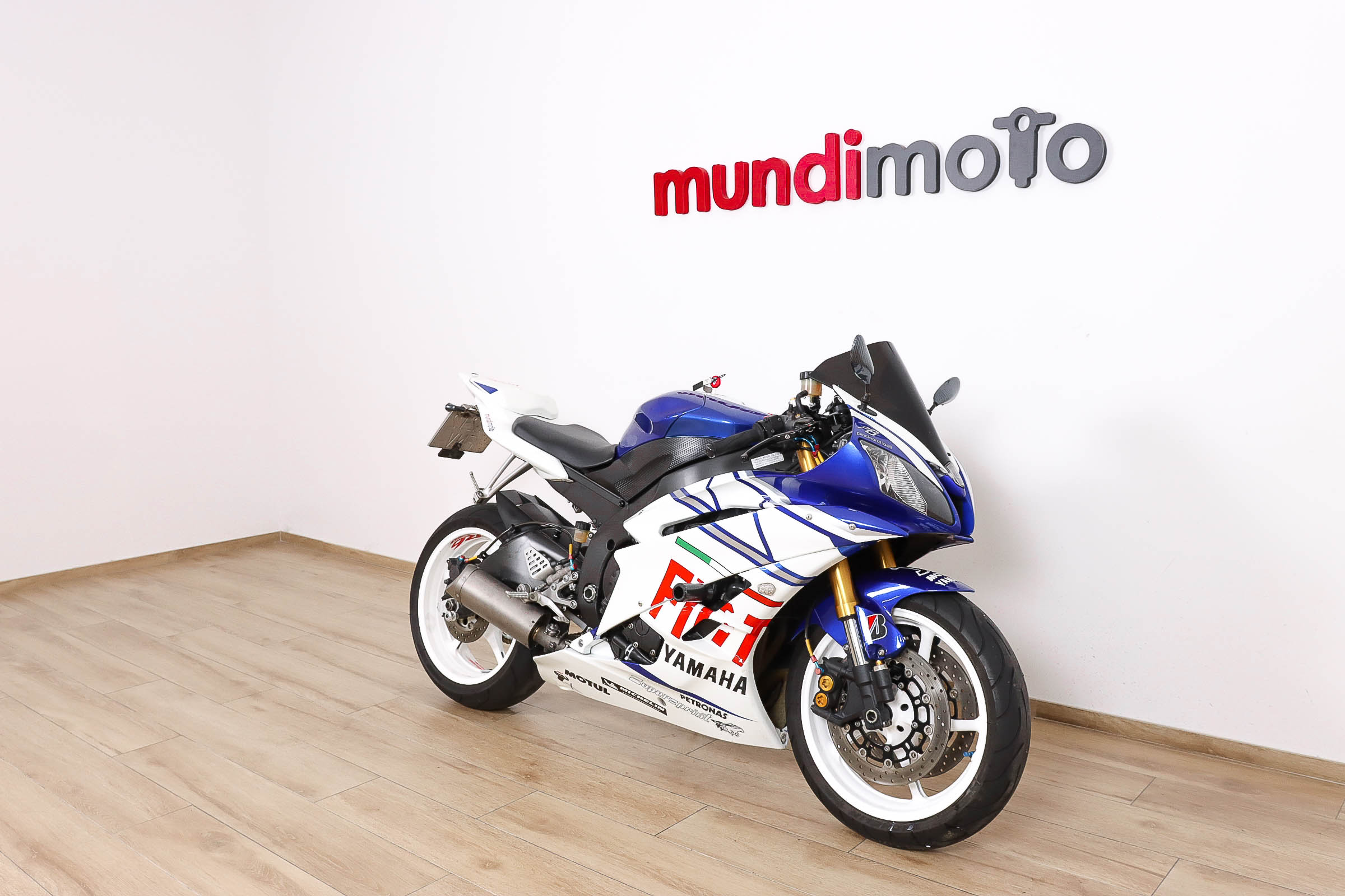 YAMAHA YZF R6RYAMAHA1 YAMAHA YZF R6RYAMAHA1