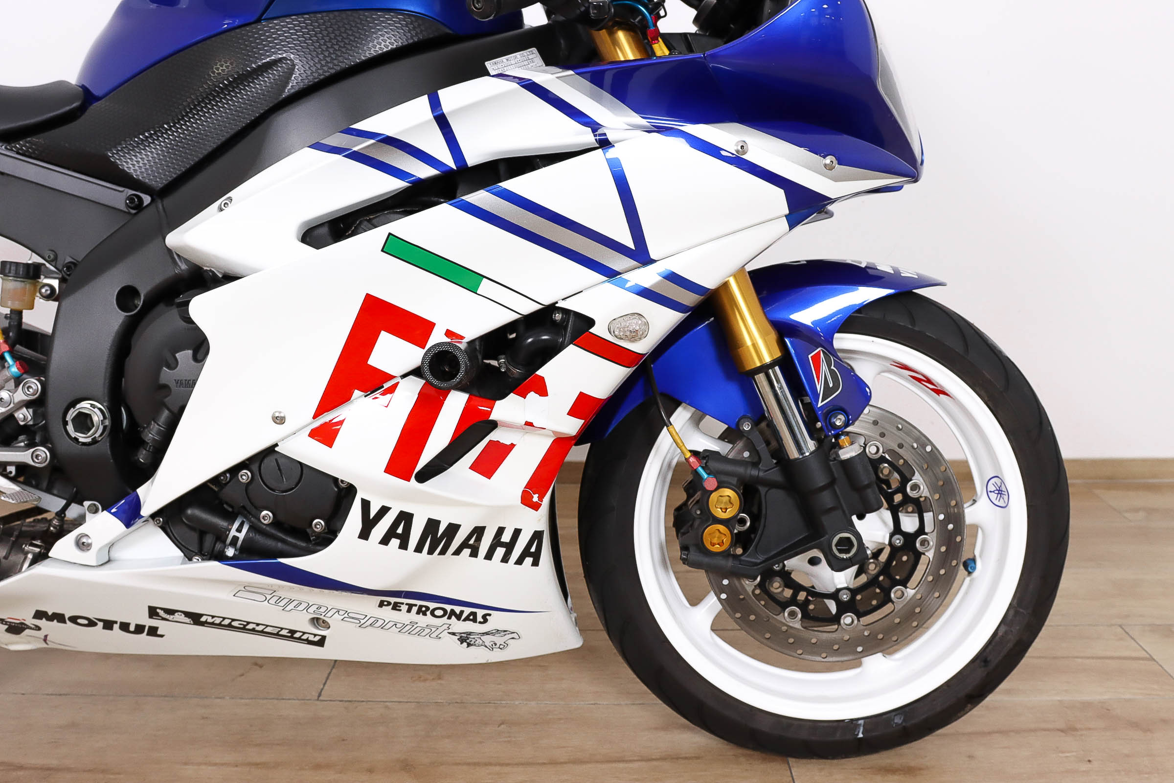 YAMAHA YZF R6RYAMAHA4 YAMAHA YZF R6RYAMAHA4