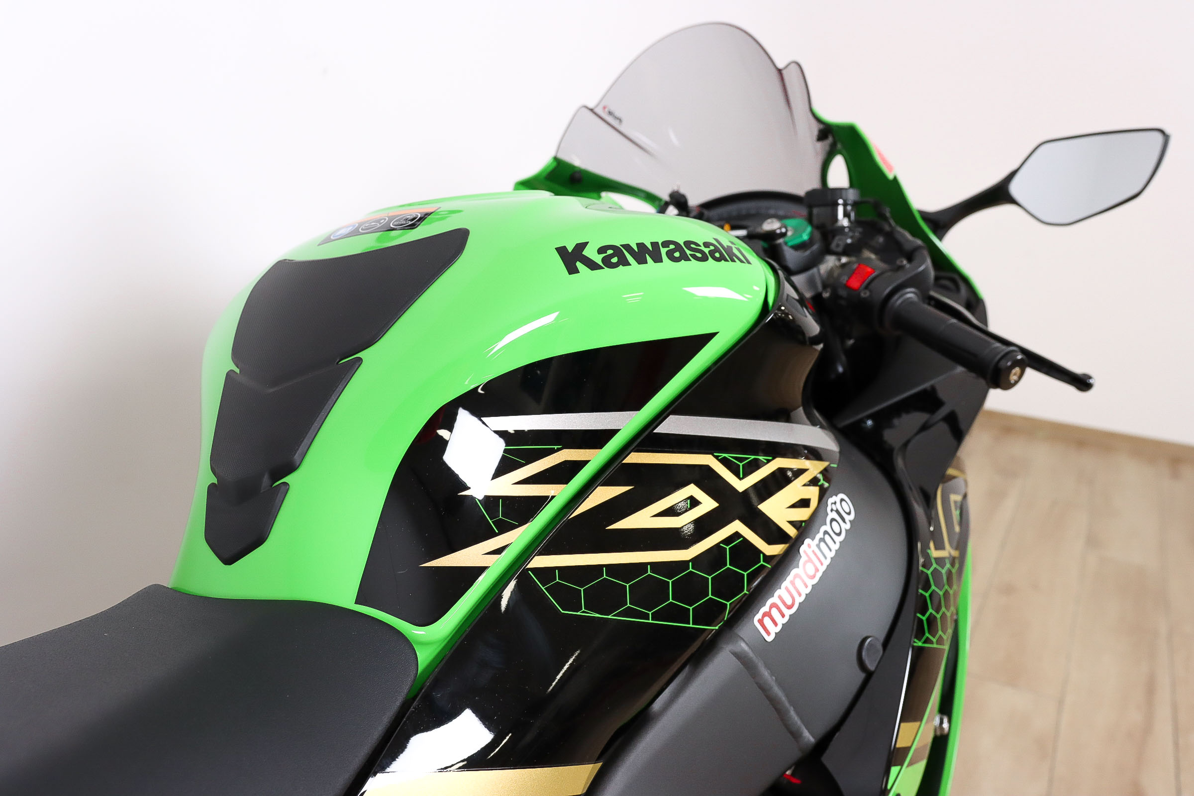 KAWASAKI ZX 10R KRTKAWASAKI9 KAWASAKI ZX 10R KRTKAWASAKI9