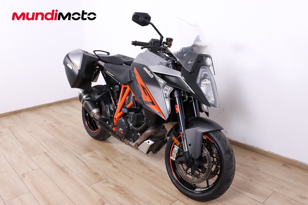KTM 1290 Super Duke GTKTM2 KTM 1290 Super Duke GTKTM2