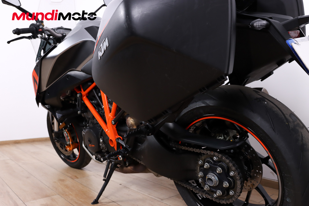 KTM 1290 Super Duke GTKTM10 KTM 1290 Super Duke GTKTM10