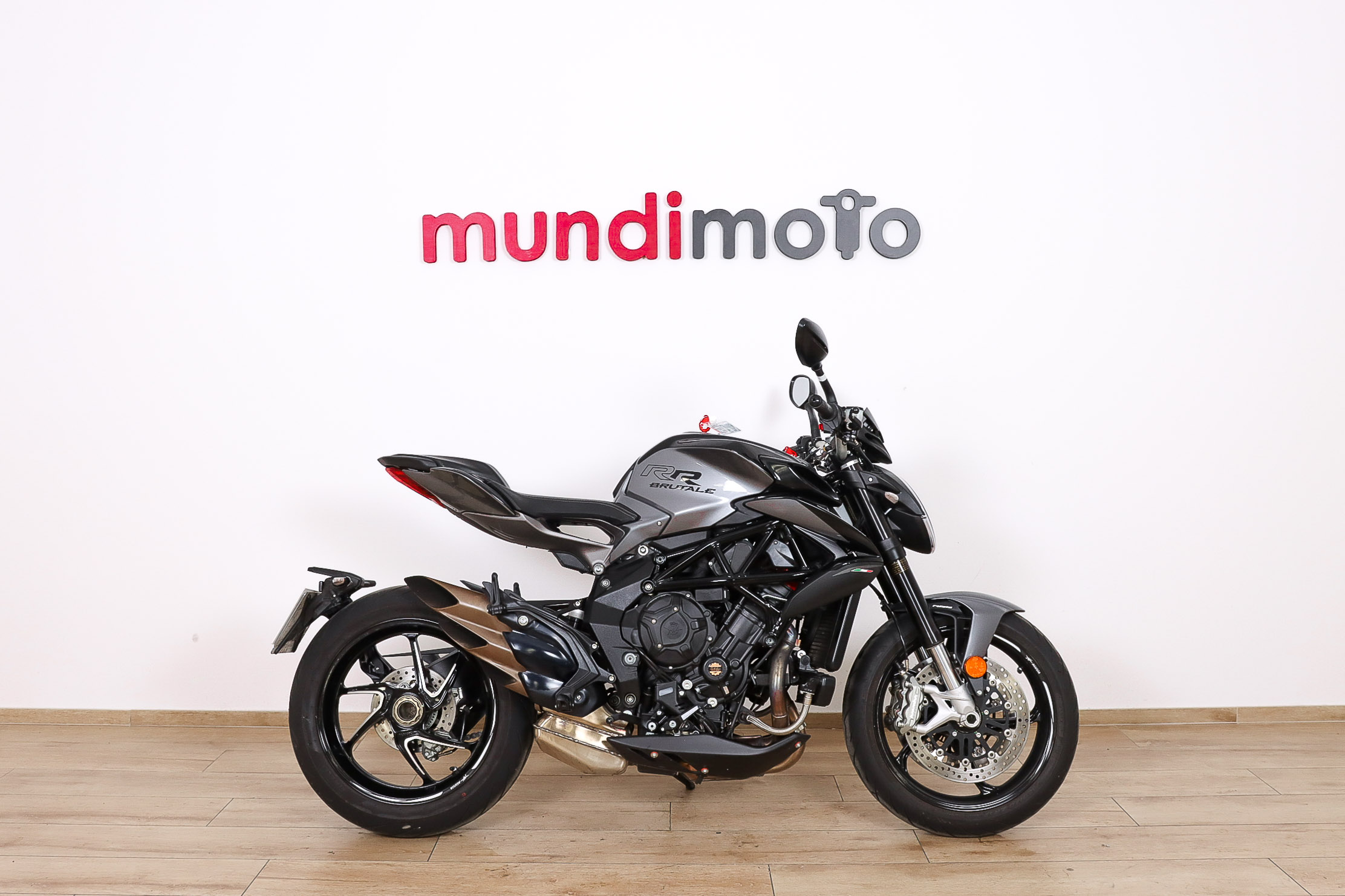 MV AGUSTA BRUTALE 800 RRMV AGUSTA0 MV AGUSTA BRUTALE 800 RRMV AGUSTA0