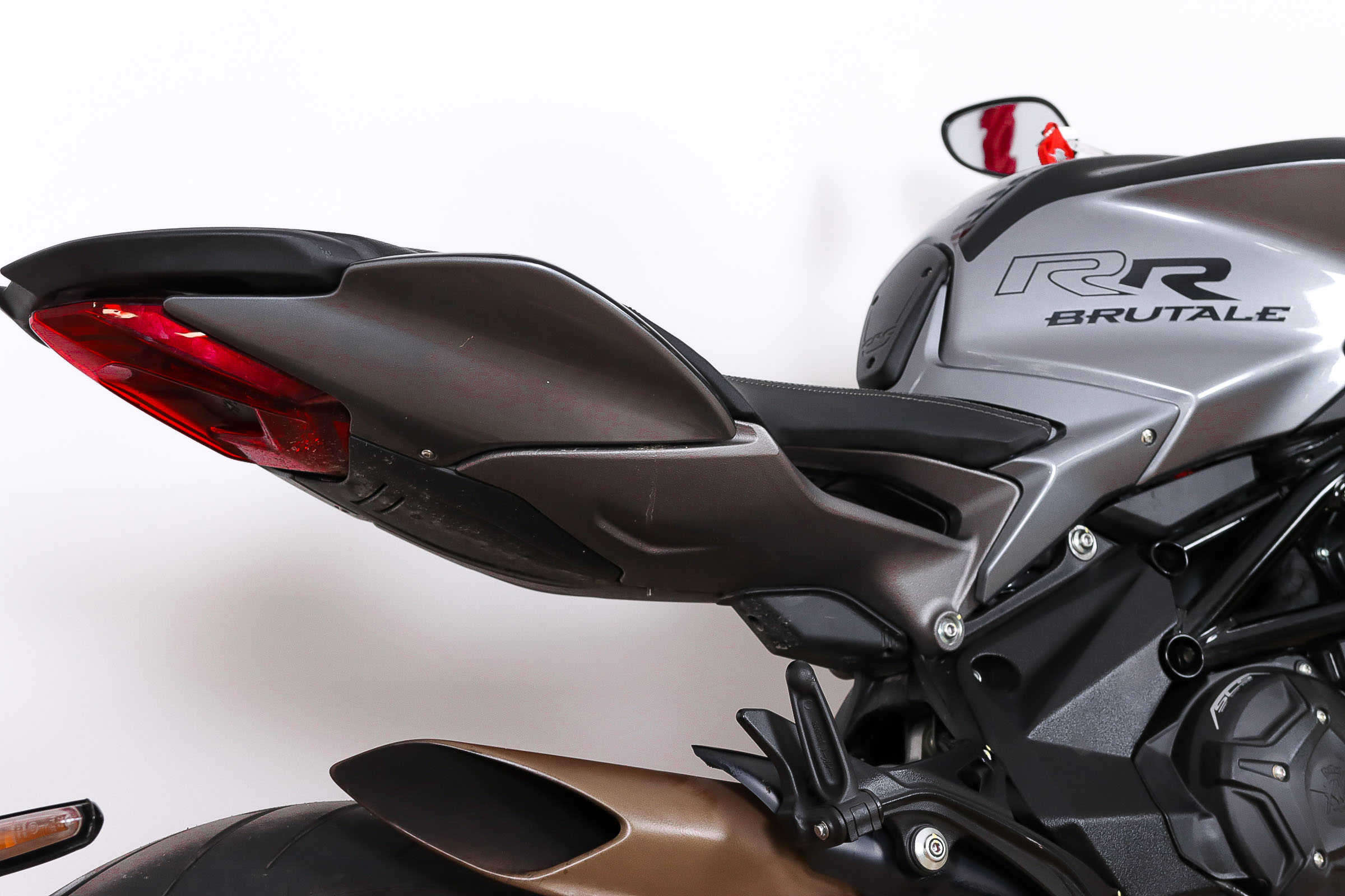 MV AGUSTA BRUTALE 800 RRMV AGUSTA6 MV AGUSTA BRUTALE 800 RRMV AGUSTA6