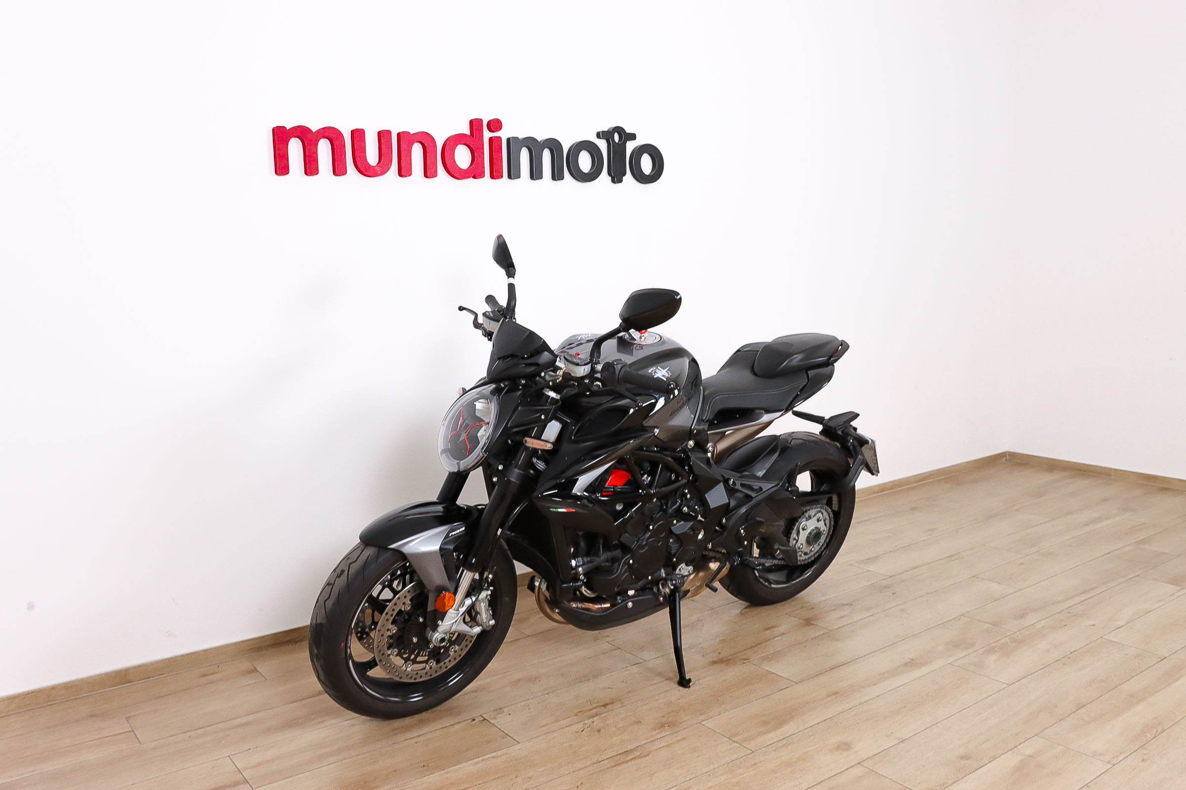 MV AGUSTA BRUTALE 800 RRMV AGUSTA10 MV AGUSTA BRUTALE 800 RRMV AGUSTA10