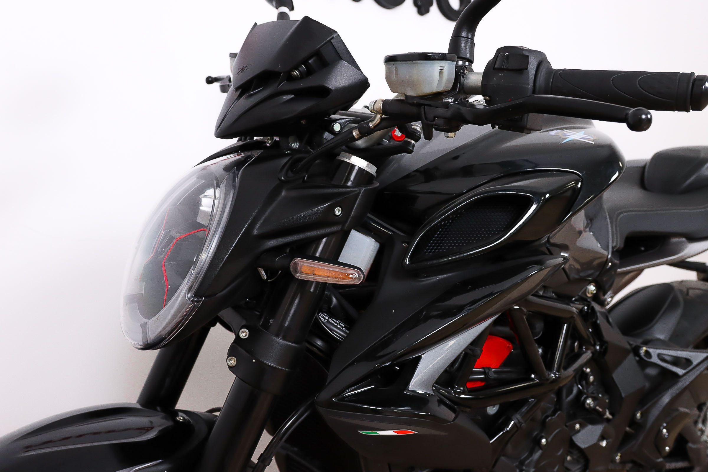 MV AGUSTA BRUTALE 800 RRMV AGUSTA15 MV AGUSTA BRUTALE 800 RRMV AGUSTA15