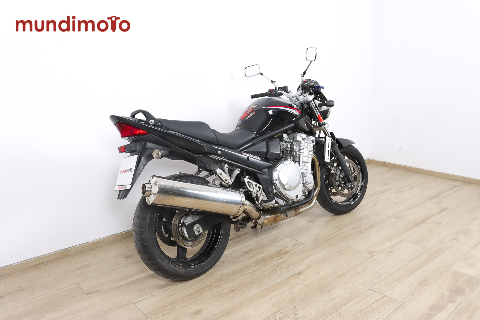 SUZUKI GSF Bandit 650 promoSUZUKI2 SUZUKI GSF Bandit 650 promoSUZUKI2