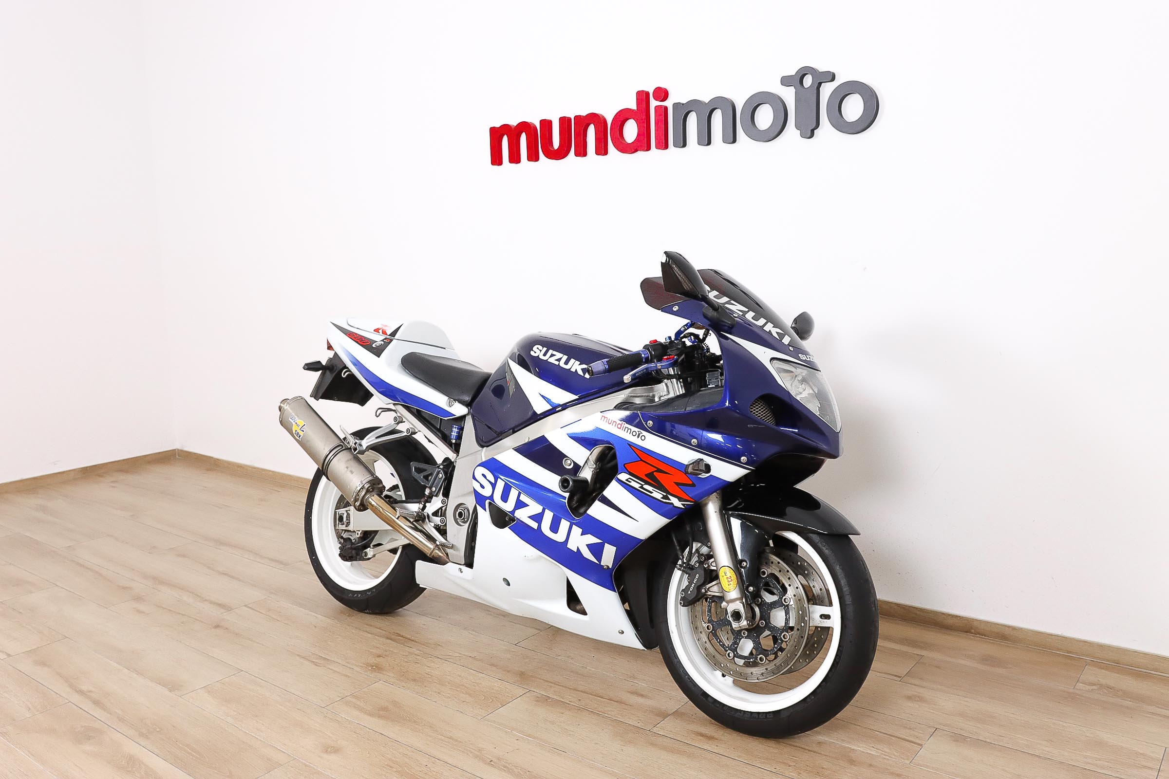 SUZUKI GSX R600SUZUKI1 SUZUKI GSX R600SUZUKI1