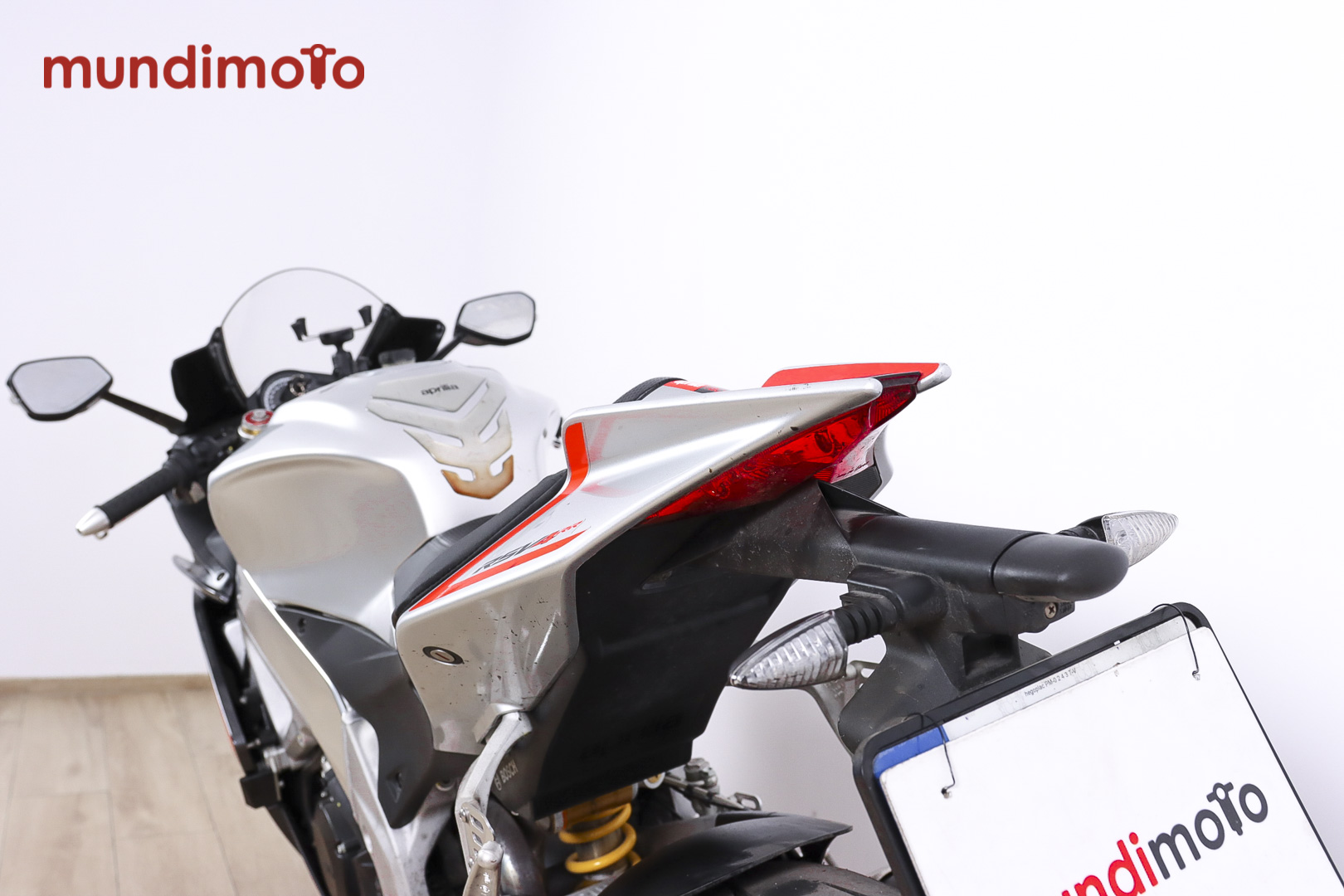 APRILIA RSV4 RR promoAPRILIA9 APRILIA RSV4 RR promoAPRILIA9