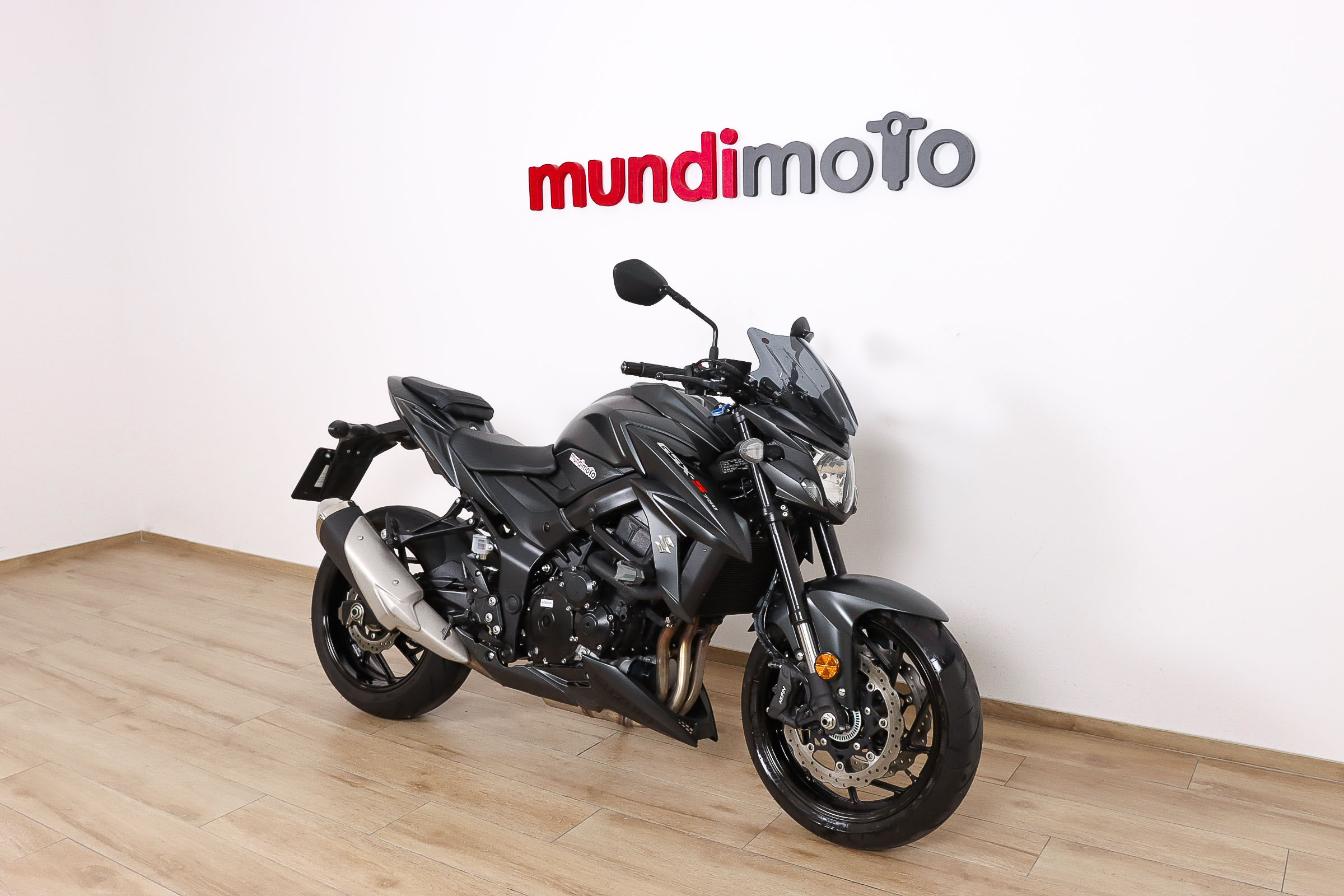 SUZUKI GSX-S 750SUZUKI1 SUZUKI GSX-S 750SUZUKI1