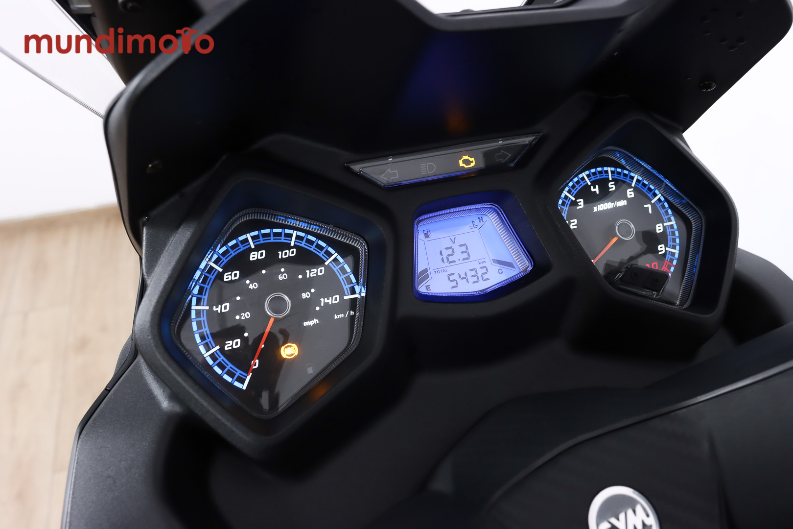 SYM JOYMAX 125 ABS Start&StopSYM11 SYM JOYMAX 125 ABS Start&StopSYM11