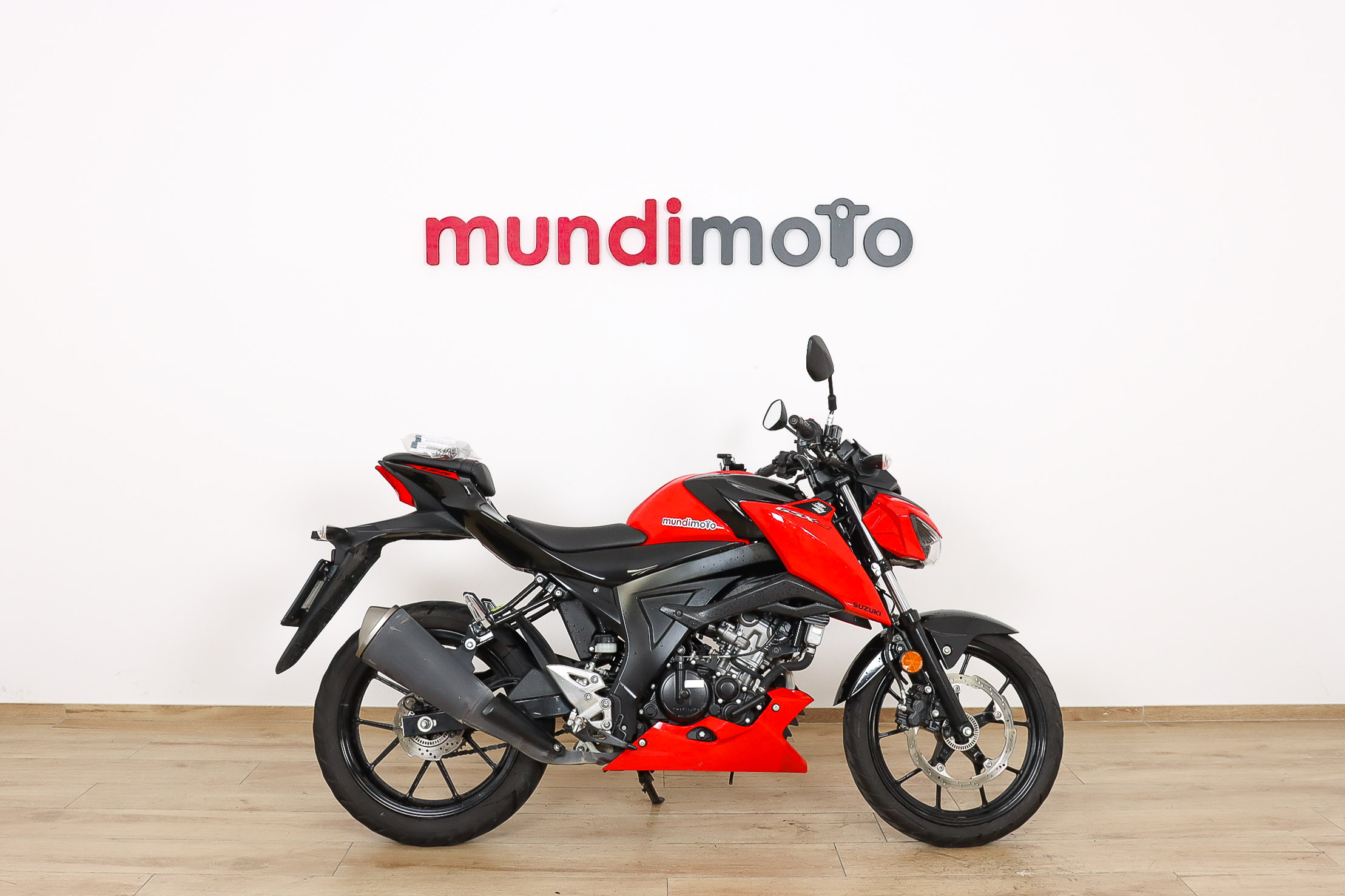 SUZUKI GSX-S 125SUZUKI0 SUZUKI GSX-S 125SUZUKI0