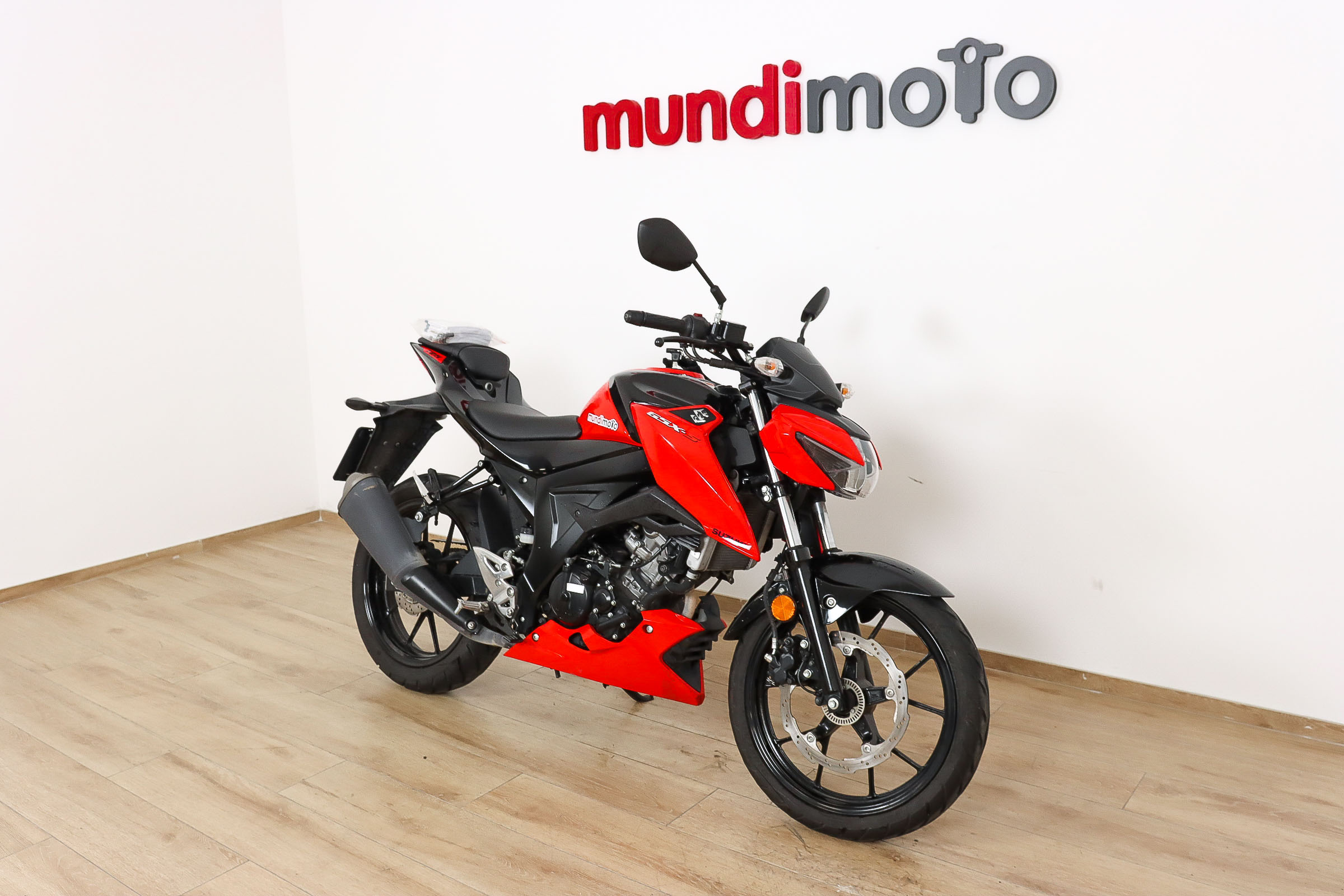 SUZUKI GSX-S 125SUZUKI2 SUZUKI GSX-S 125SUZUKI2