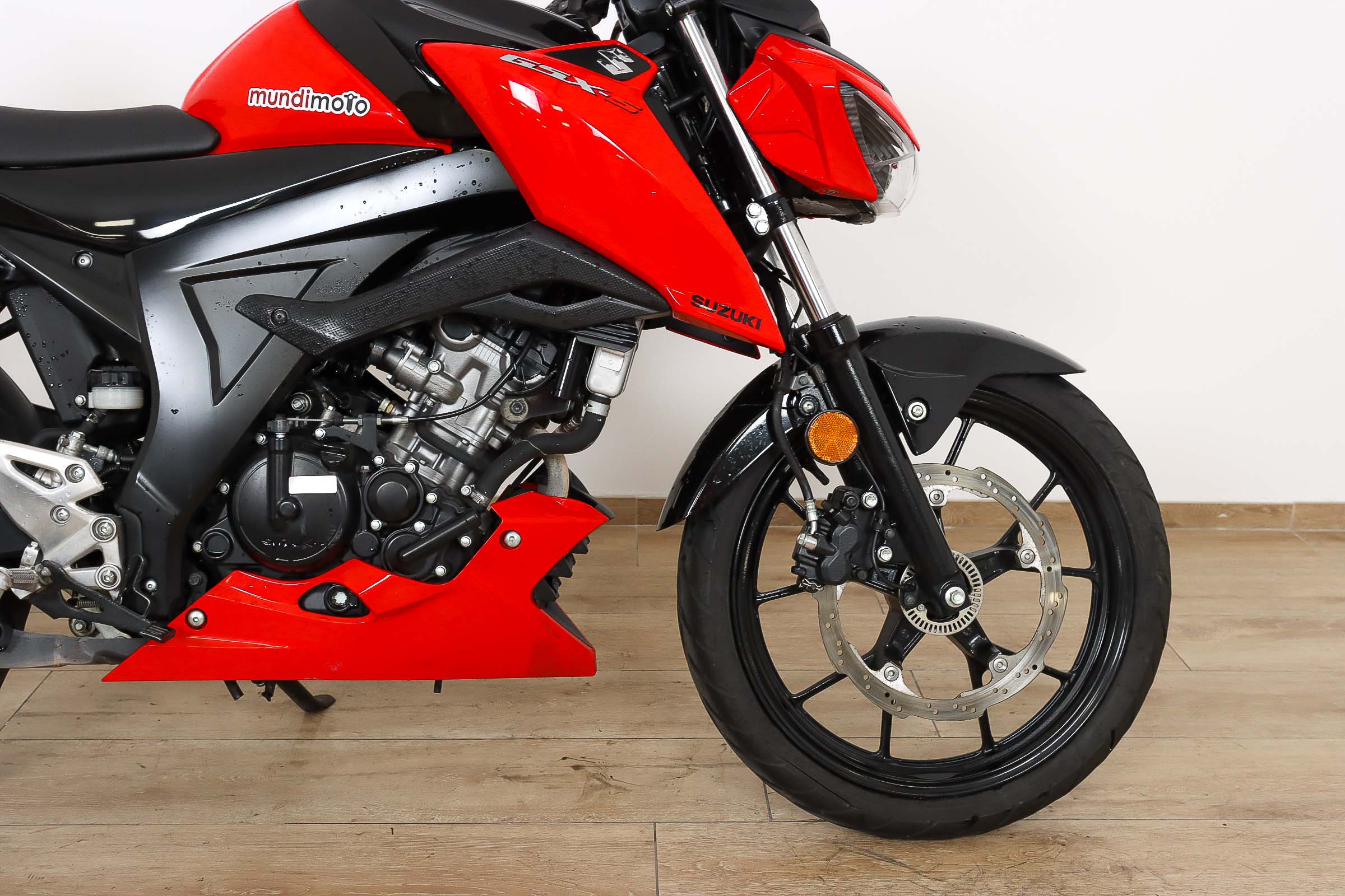 SUZUKI GSX-S 125SUZUKI3 SUZUKI GSX-S 125SUZUKI3