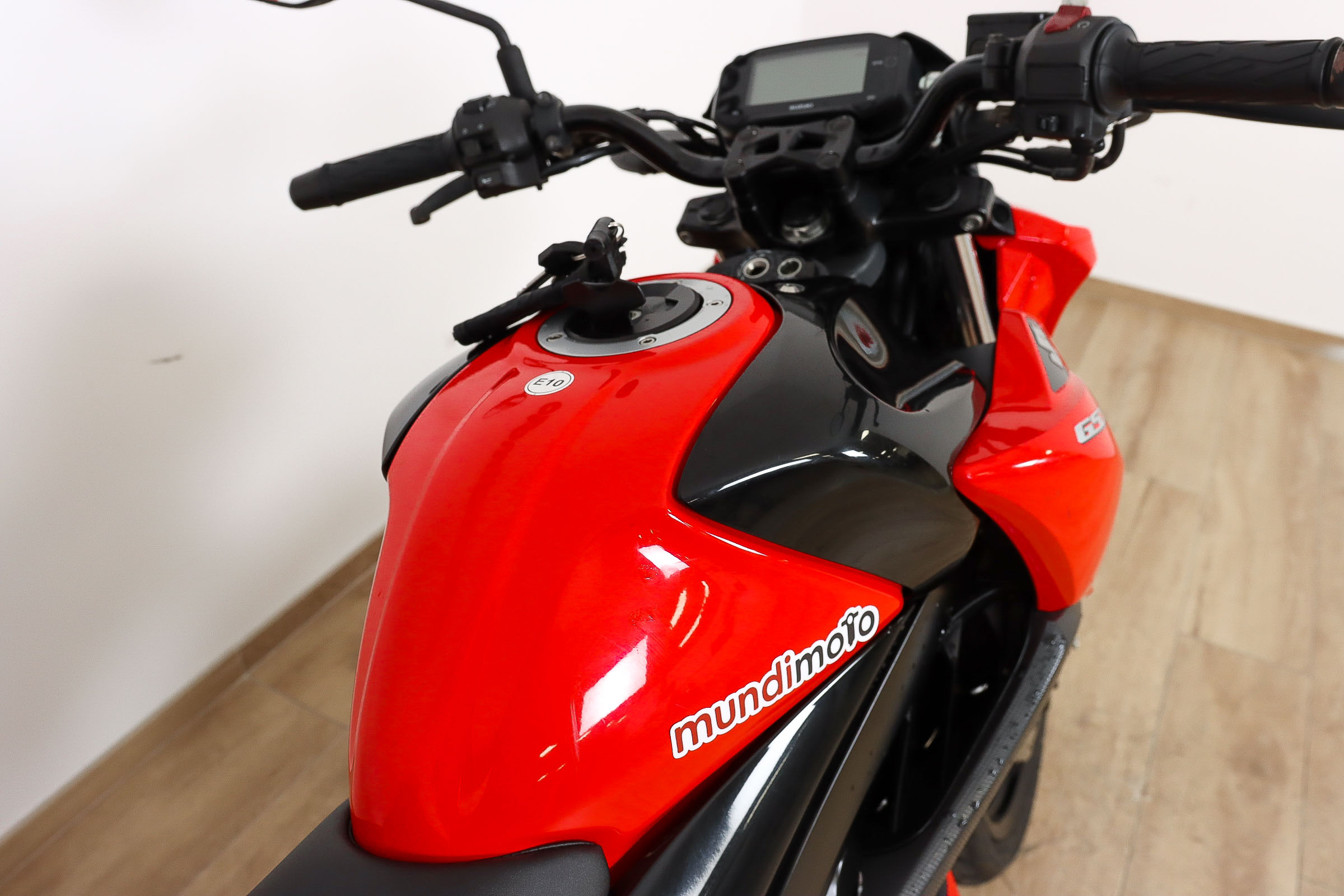 SUZUKI GSX-S 125SUZUKI4 SUZUKI GSX-S 125SUZUKI4