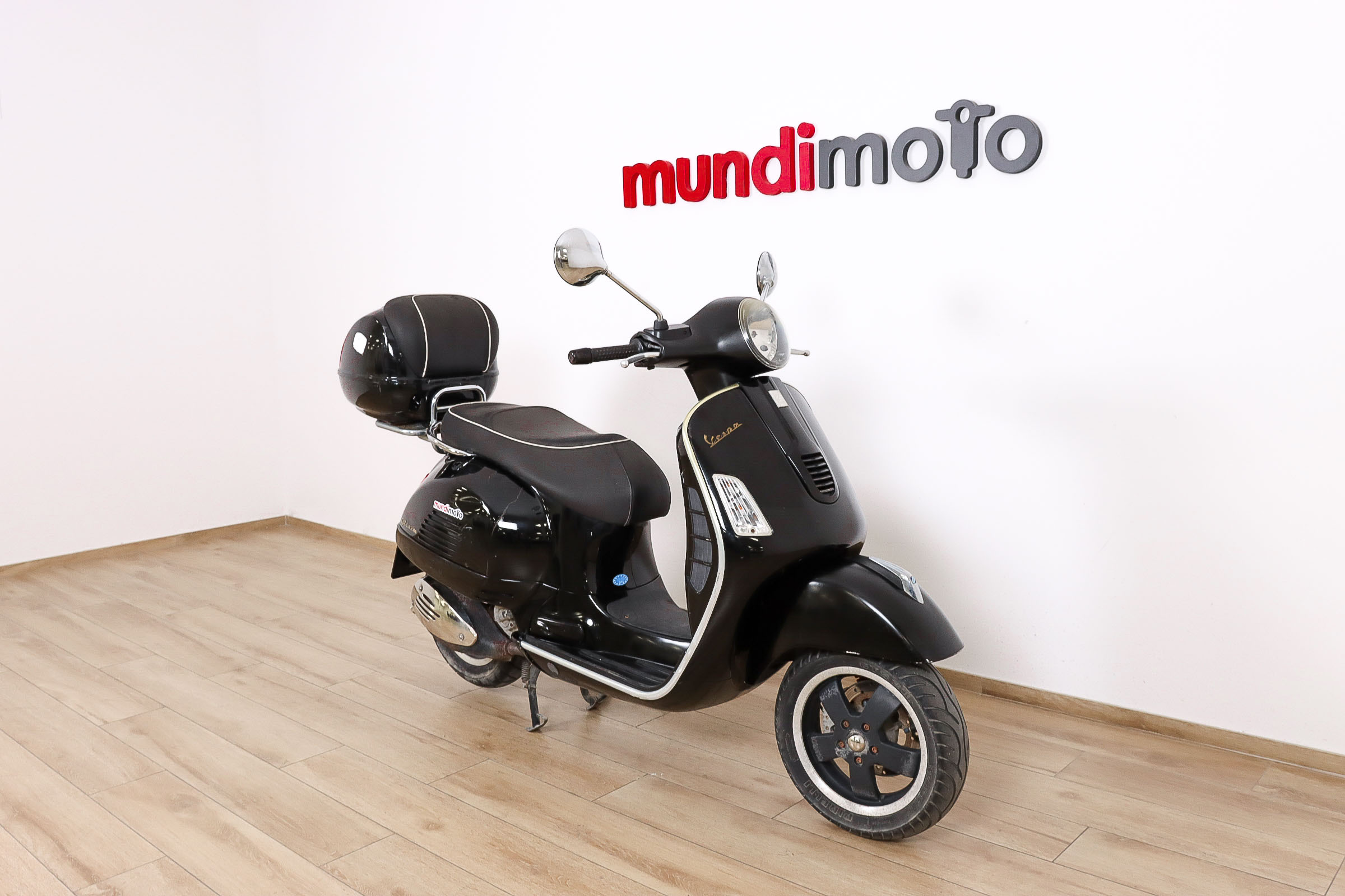 VESPA GTS 300 promoVESPA2 VESPA GTS 300 promoVESPA2