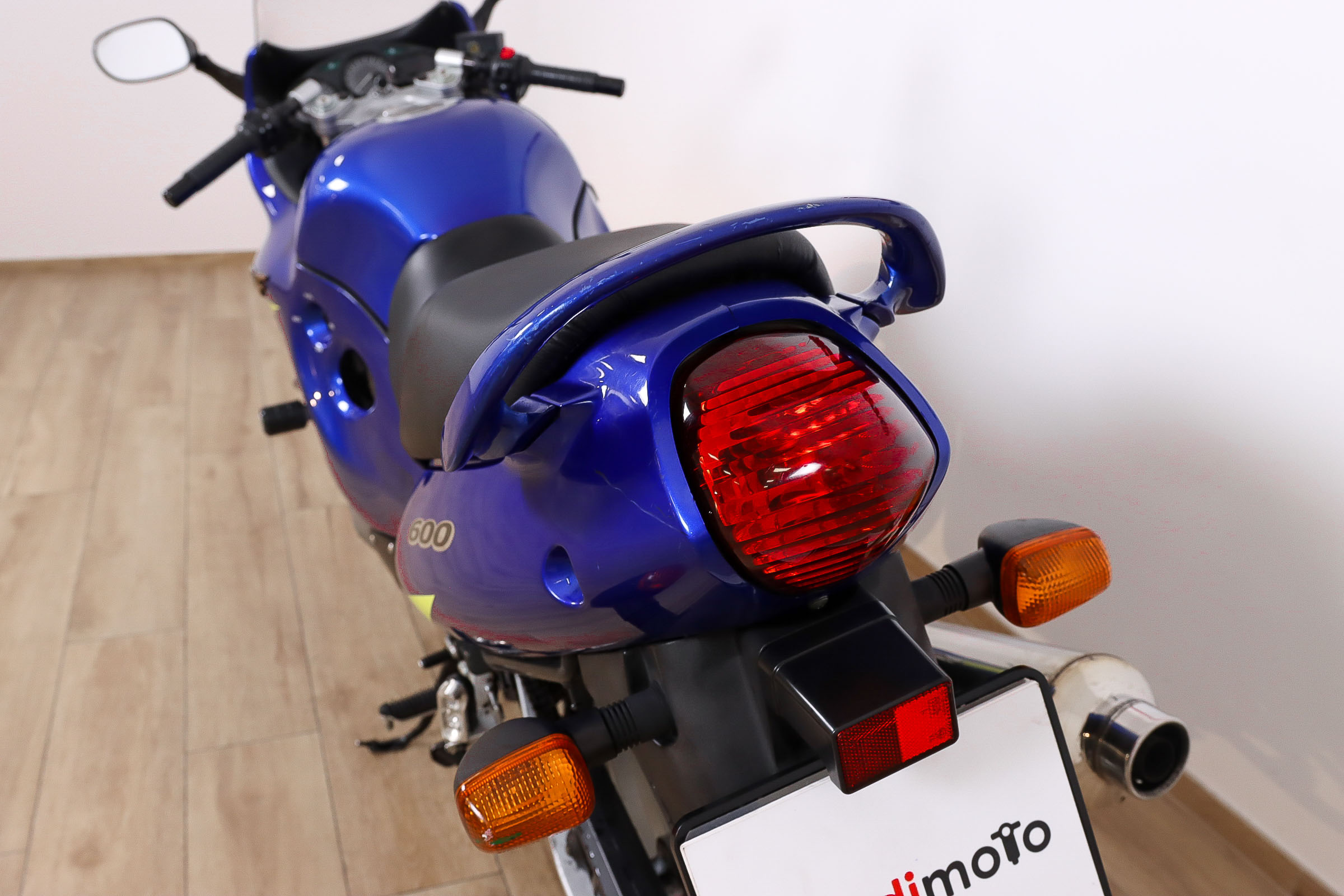 SUZUKI GSX 600F promoSUZUKI11 SUZUKI GSX 600F promoSUZUKI11