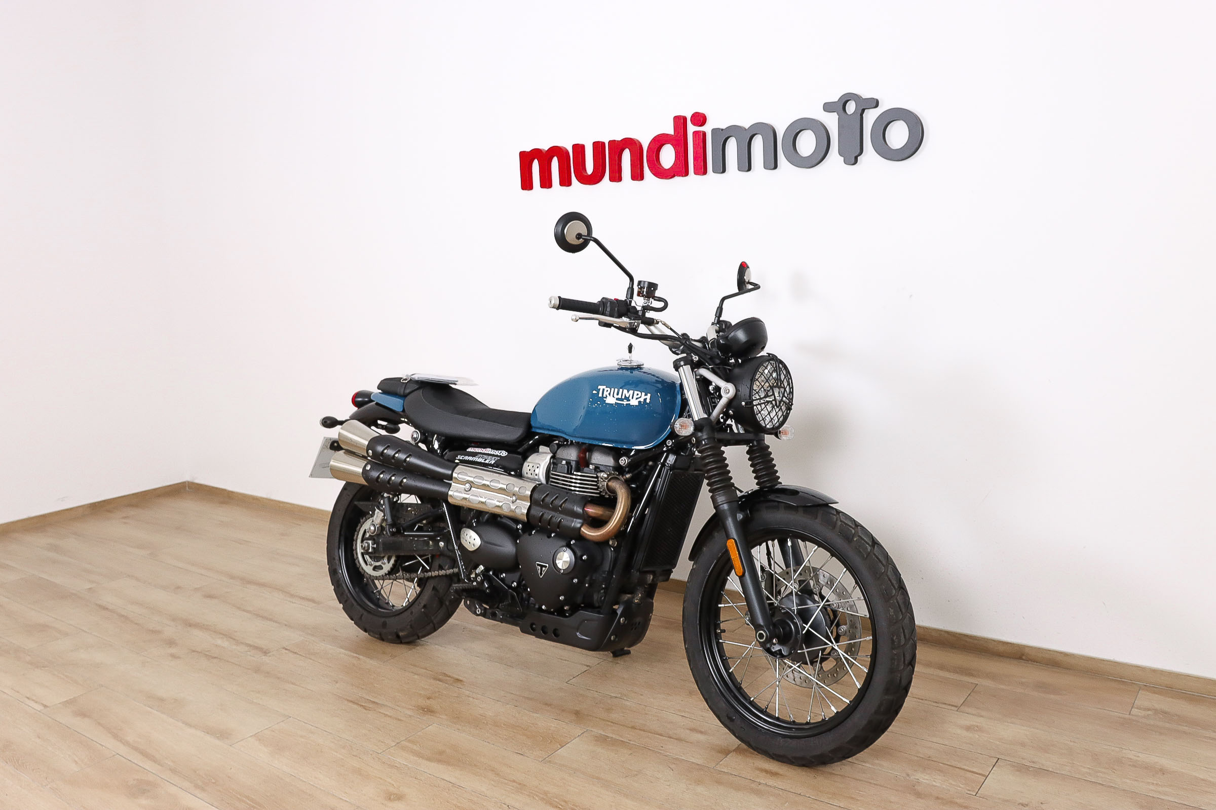 TRIUMPH STREET SCRAMBLERTRIUMPH1 TRIUMPH STREET SCRAMBLERTRIUMPH1